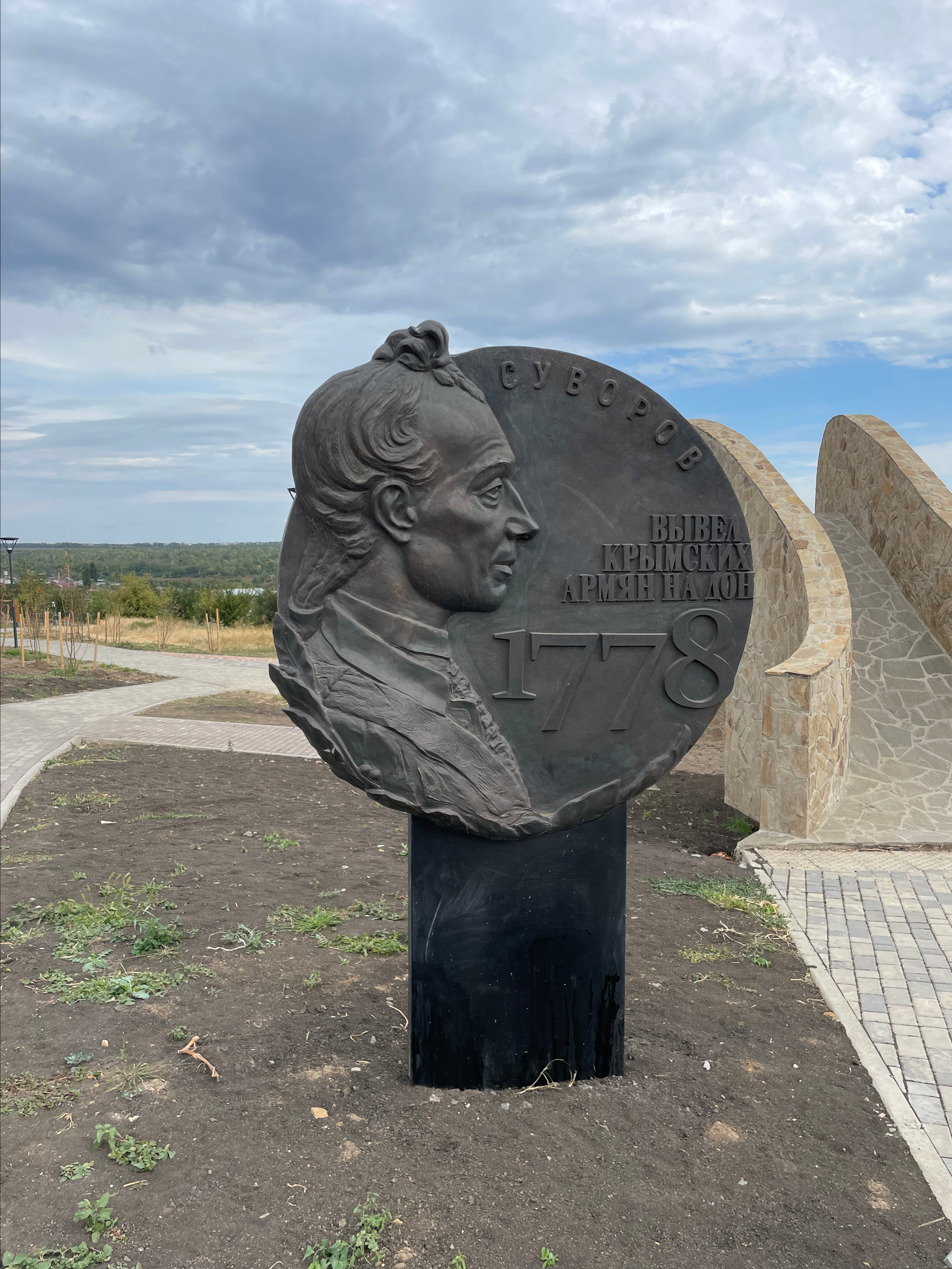 Городская скульптура. Sculptor and artist from Russia — Dmitry Vasilievich Lyndin