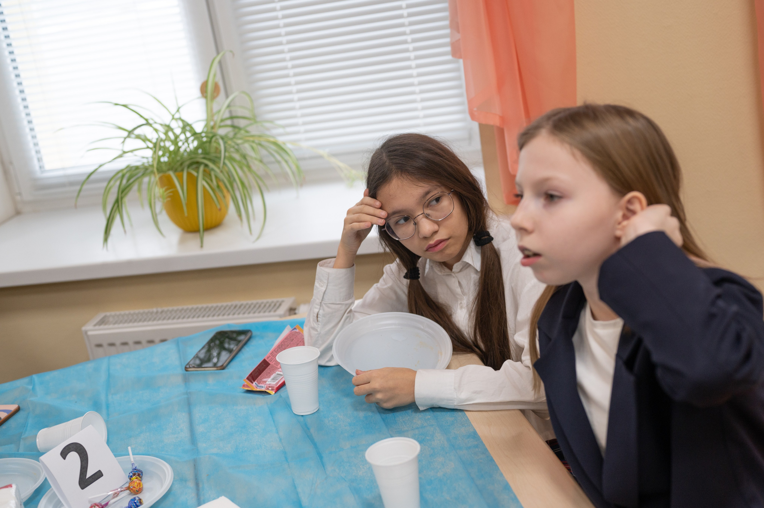 Репортаж мероприятия в классе 5Ж 16 гимназия 2024 г. Фотограф новорожденных, семейный детский в Тюмени Татьяна Морозова