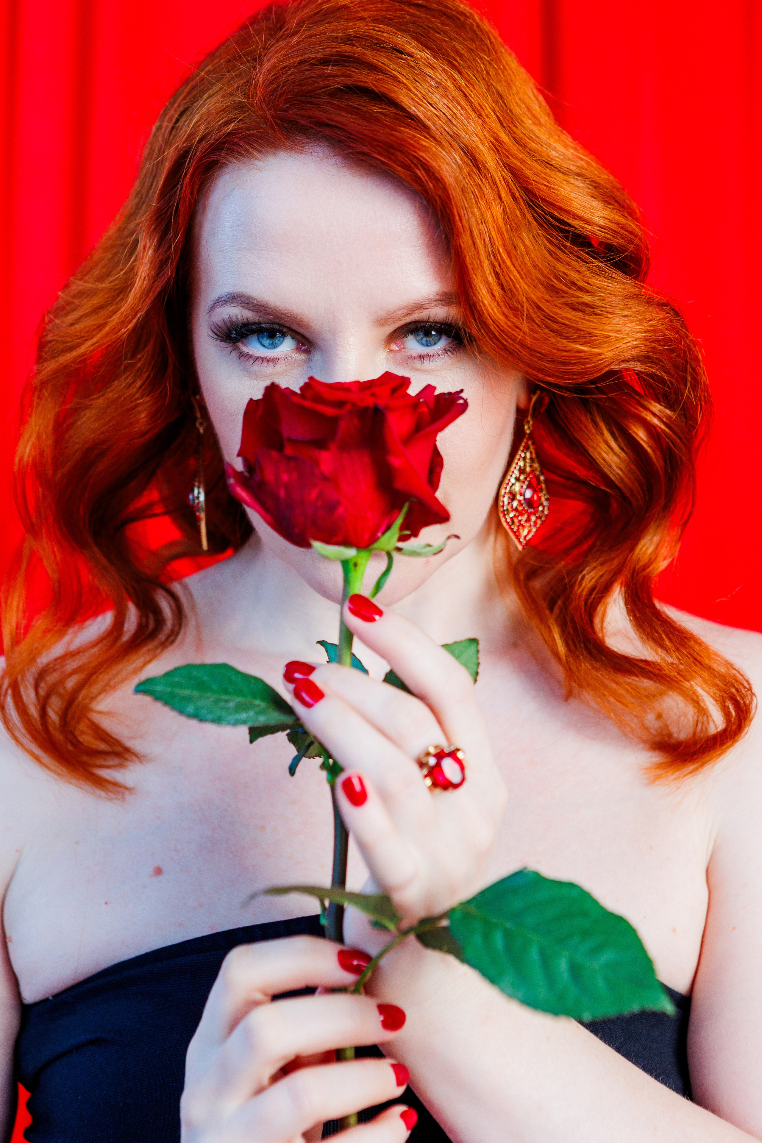 Ольга и розы. Фотограф в Санкт-Петербурге