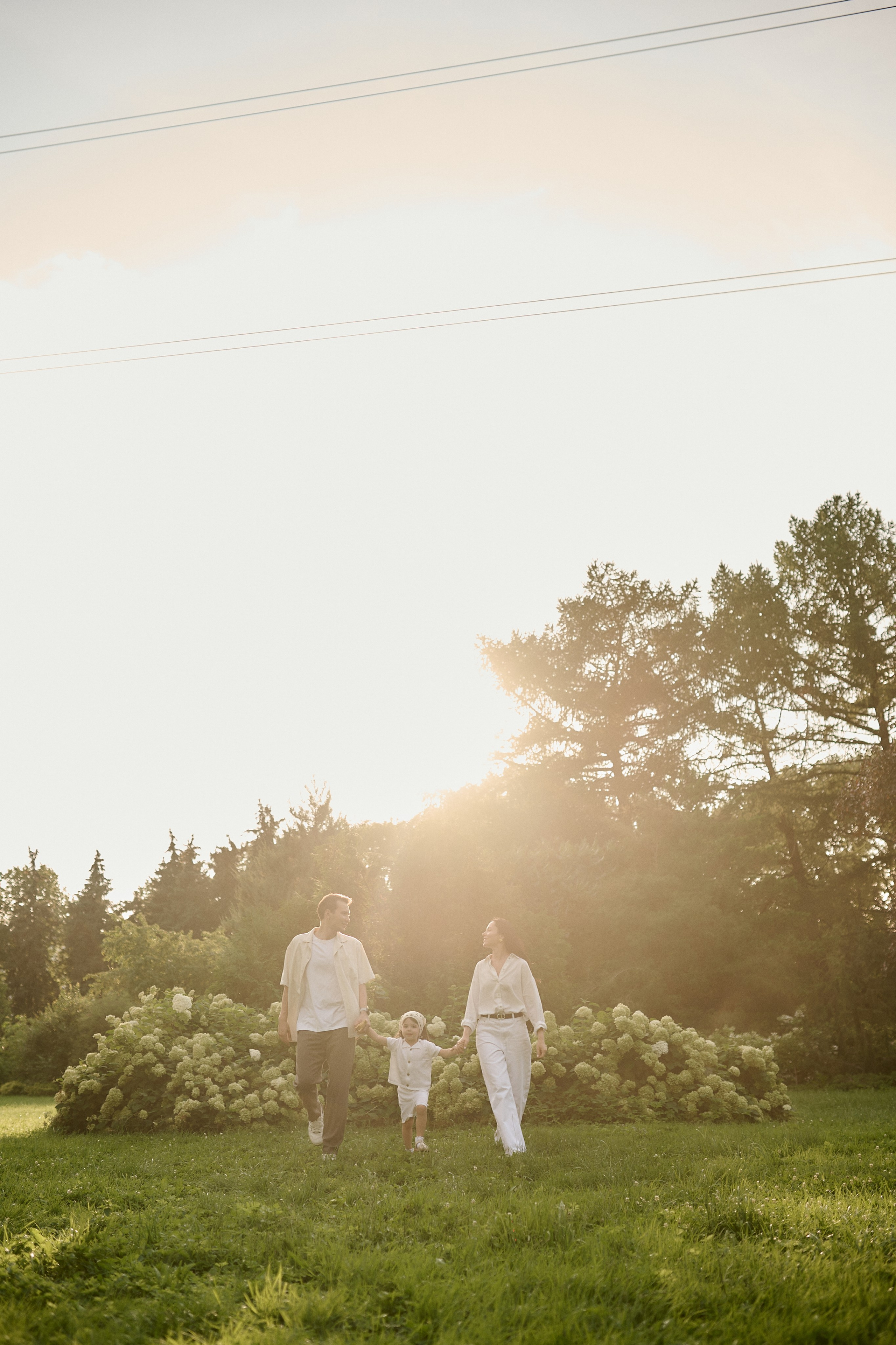 Рохус, Юля и Оливия в парке Останкино. Семейный и свадебный lifestyle-фотограф в Москве Мария Петрова