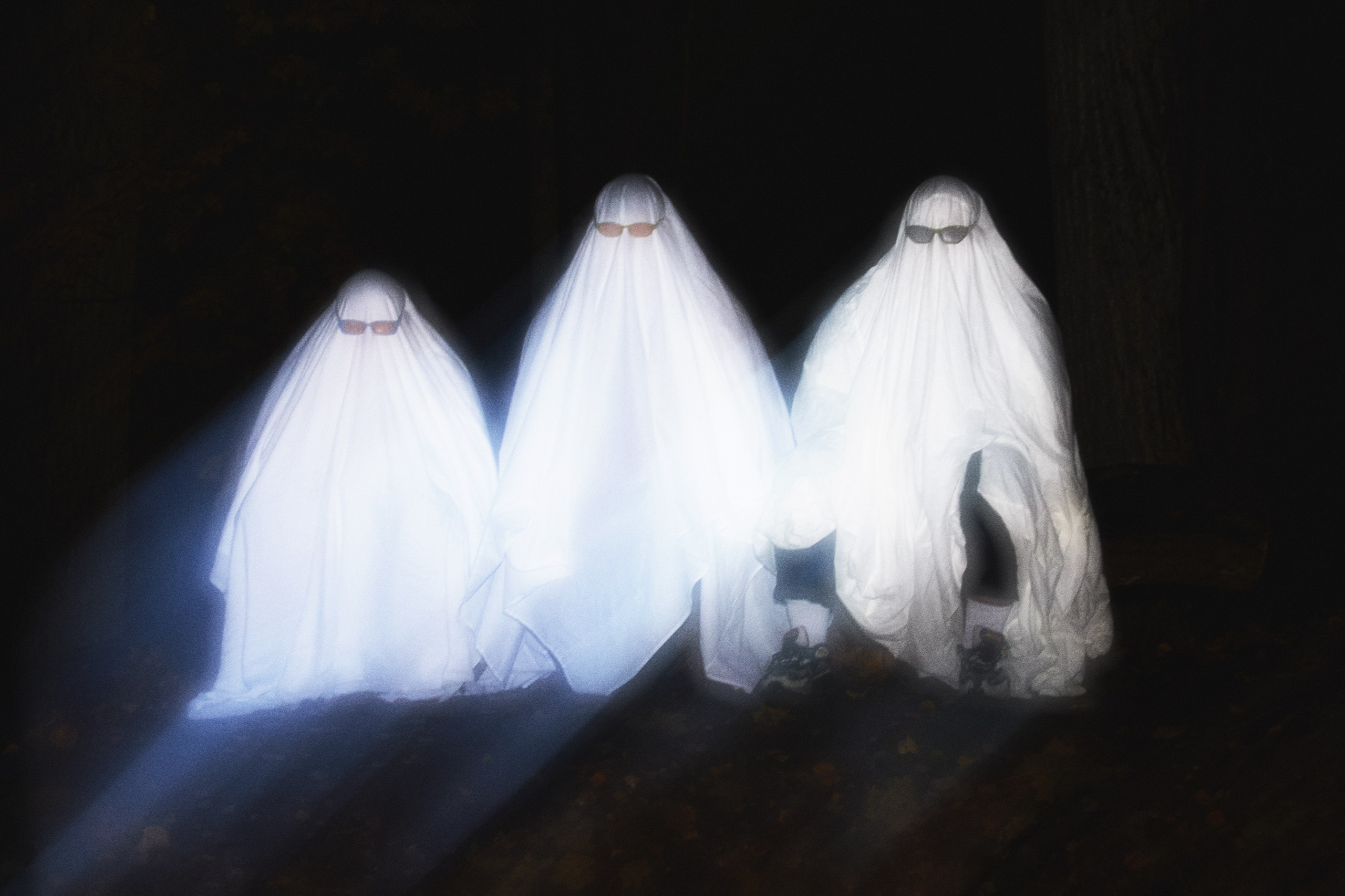 Tears falling down at the patry // 31.10. Simpleand1