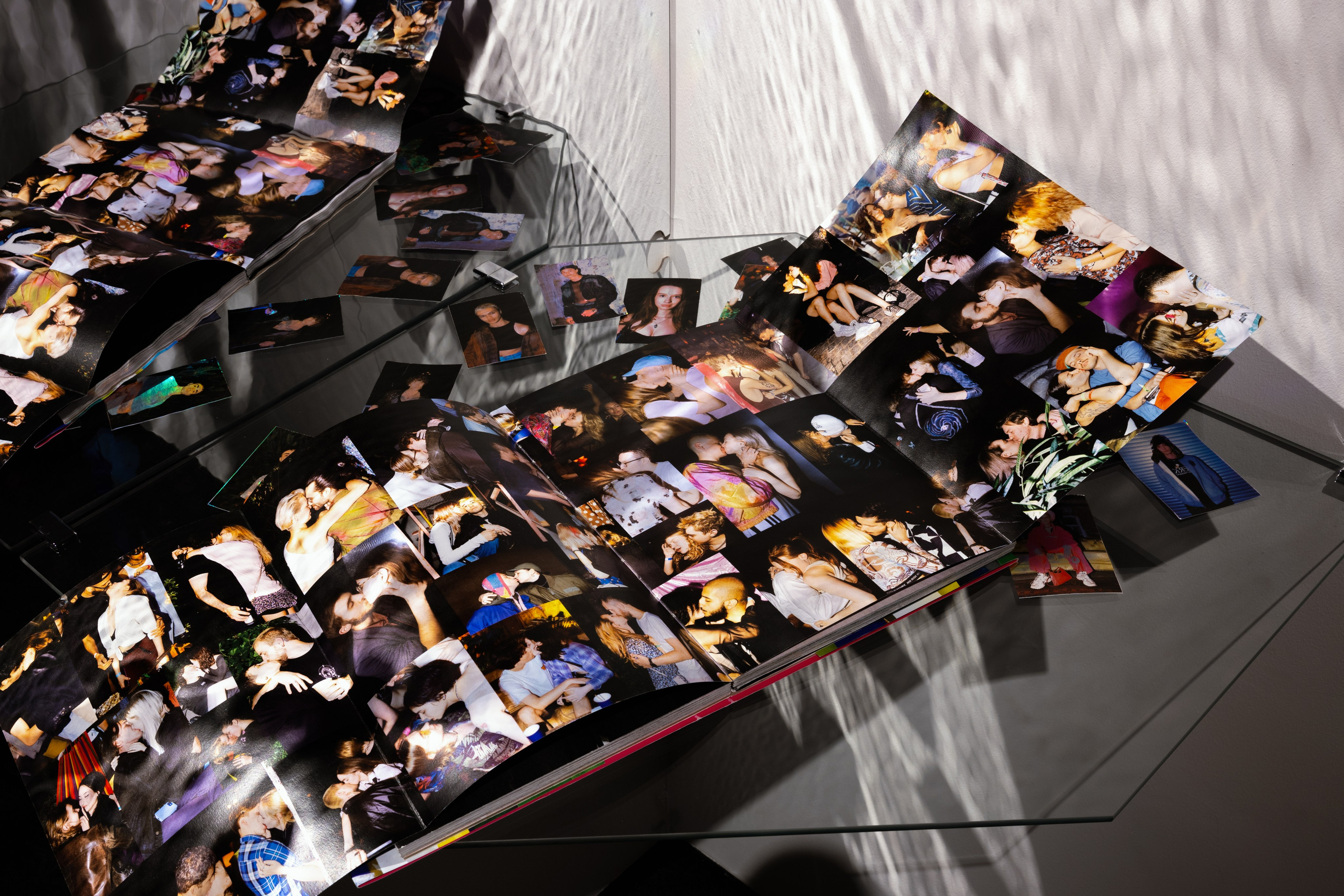 Party like a moscow (Exhibition Book) Фонд культуры «Екатерина». Портретный и ивент-фотограф в Москве