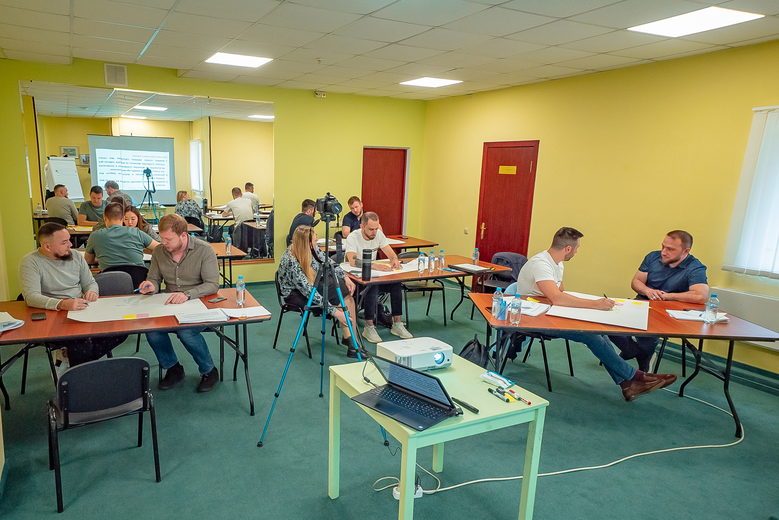 Бизнес тренинг Дениса Шешукова