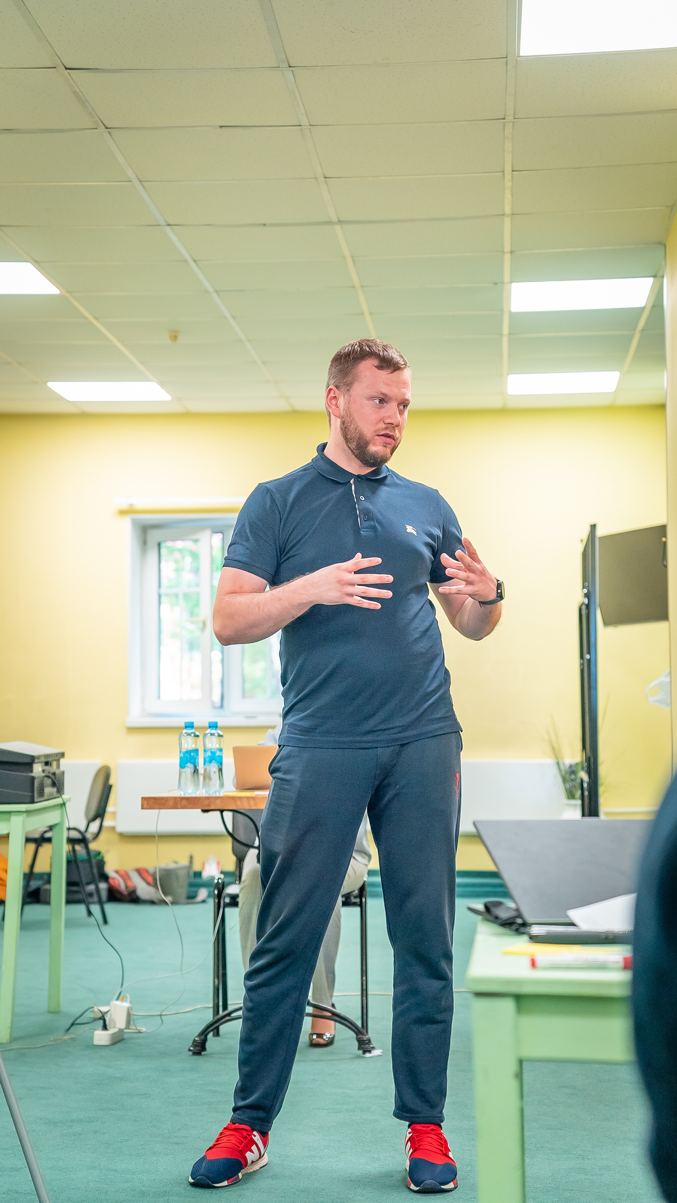 Бизнес тренинг Дениса Шешукова