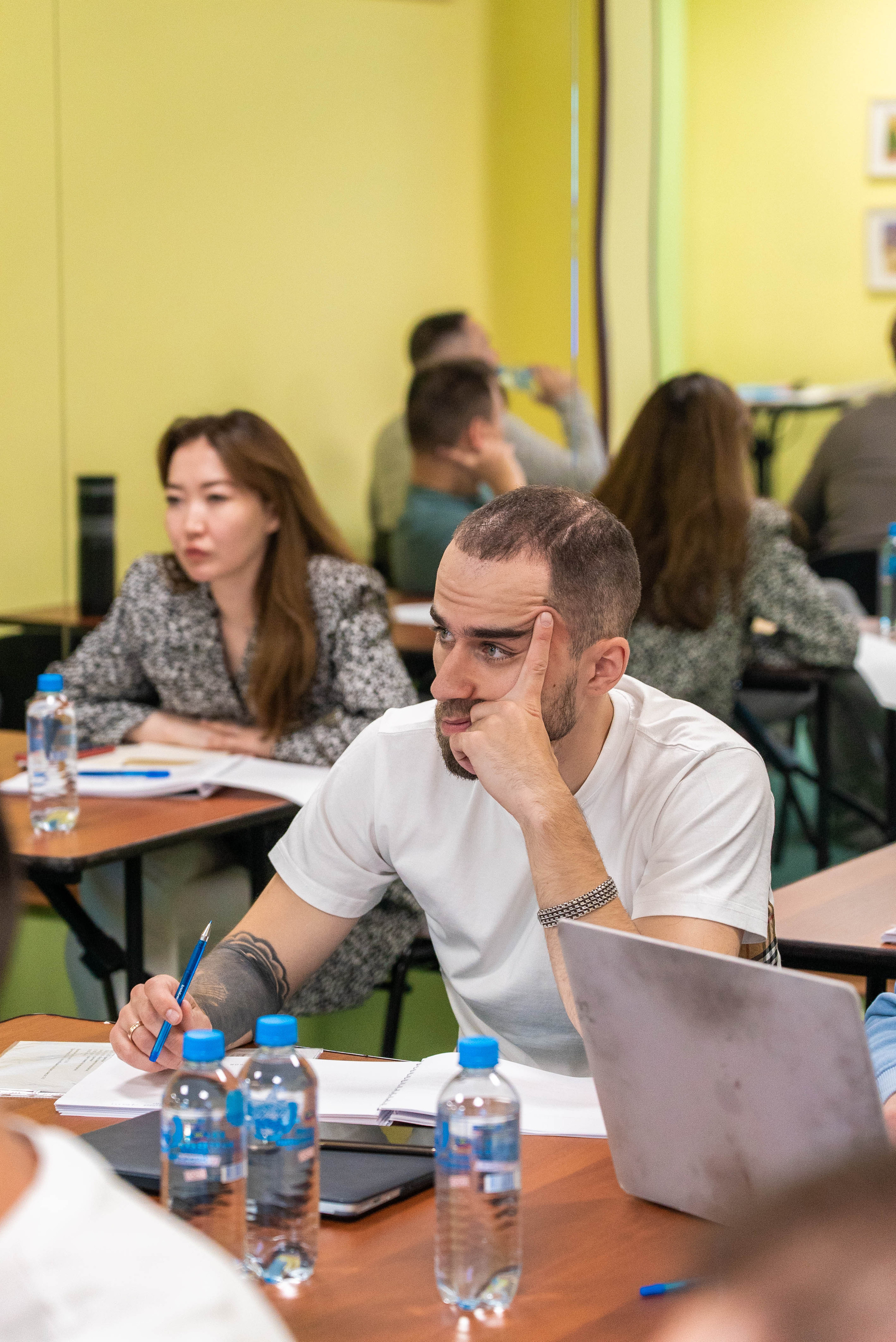 Бизнес тренинг Дениса Шешукова