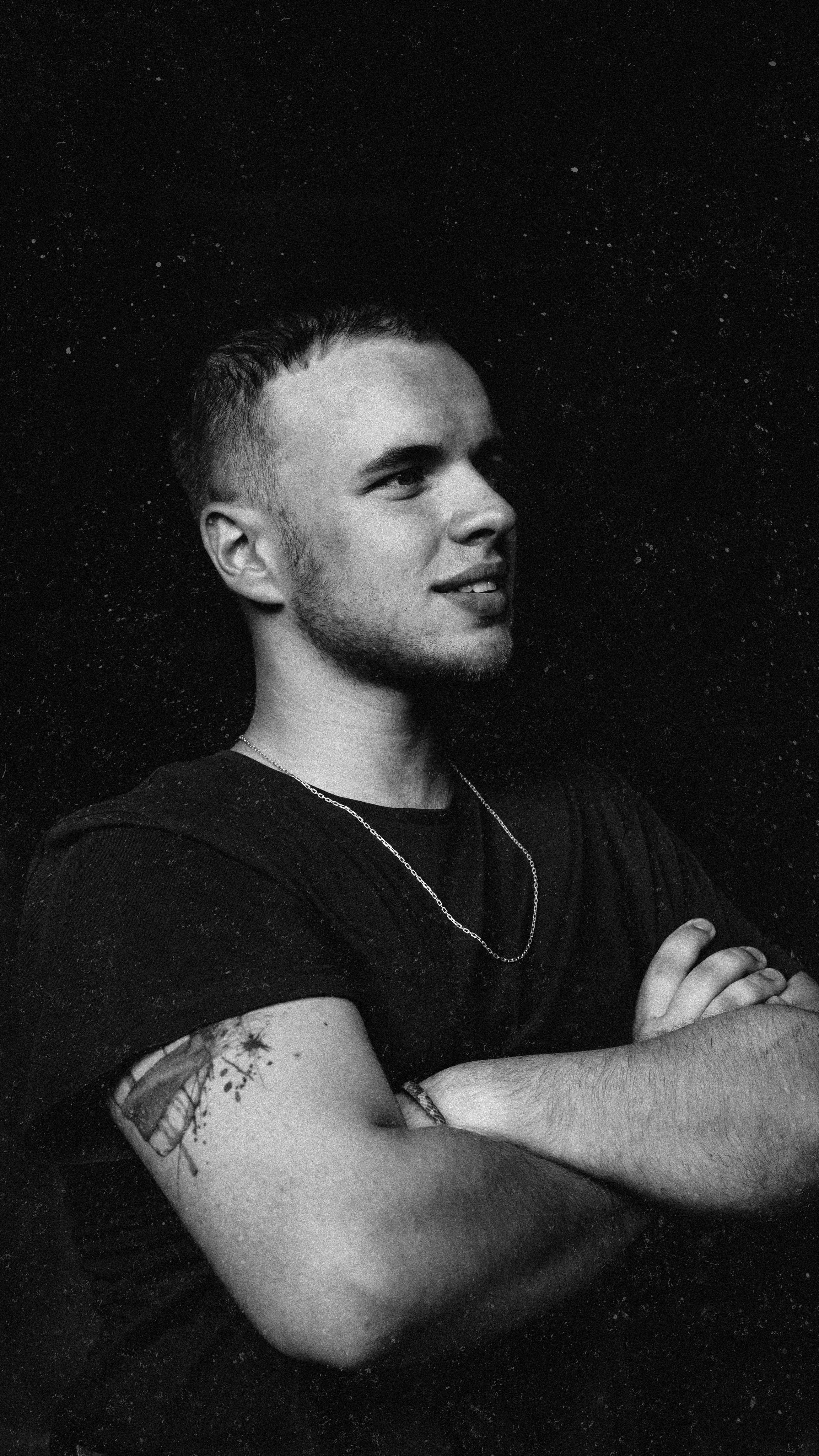 Кирилл студия