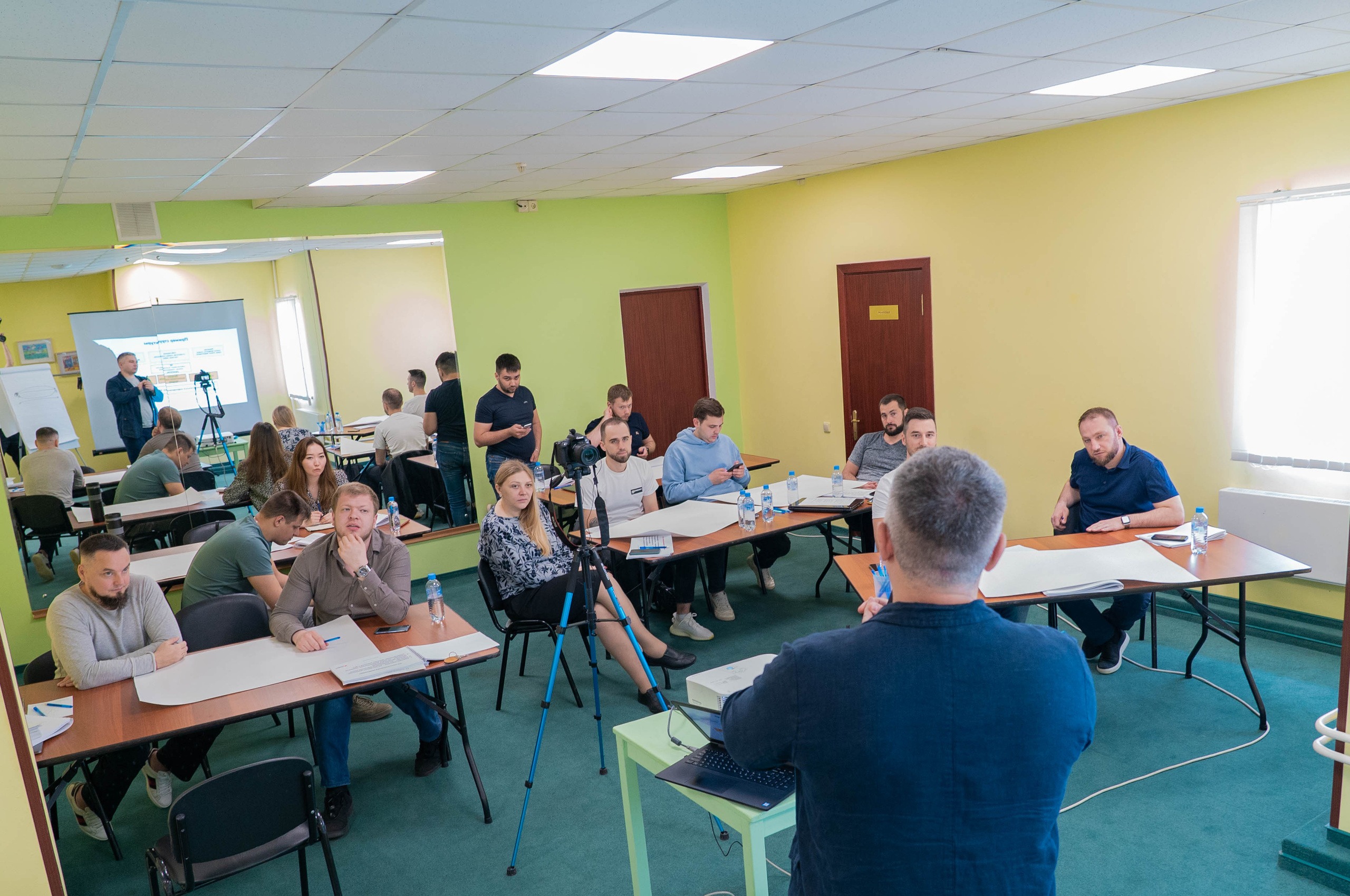 Бизнес тренинг Дениса Шешукова