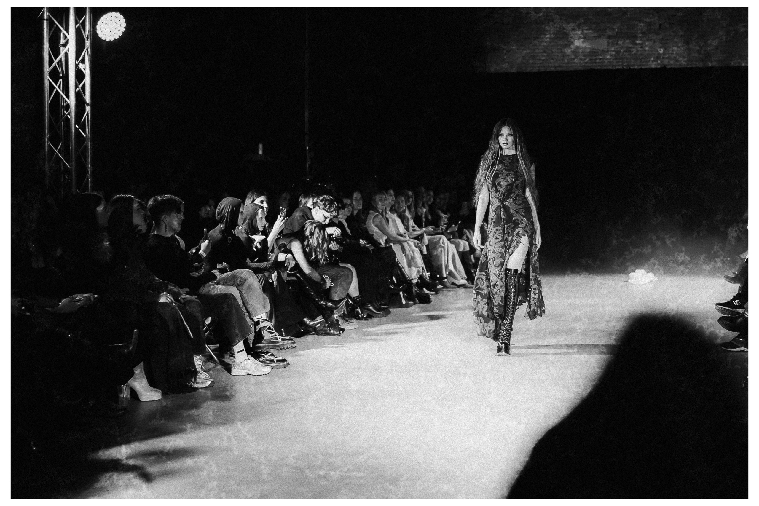 Auxi Noise fashion spb. Репортажный и студийный фотограф в Санкт-Петербурге Марк Скворцов