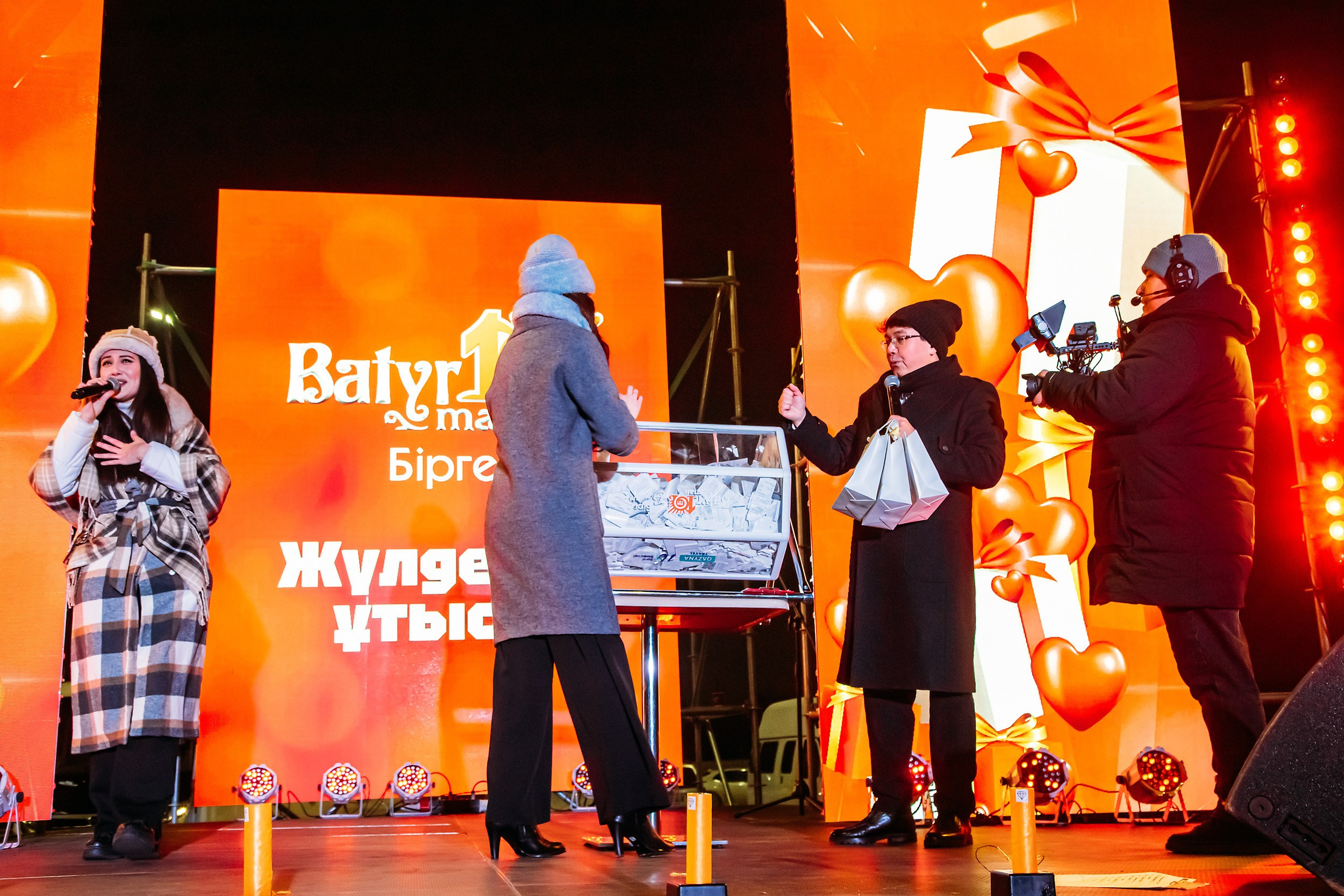 10 лет BatyrMall. Кипятком Павлодар