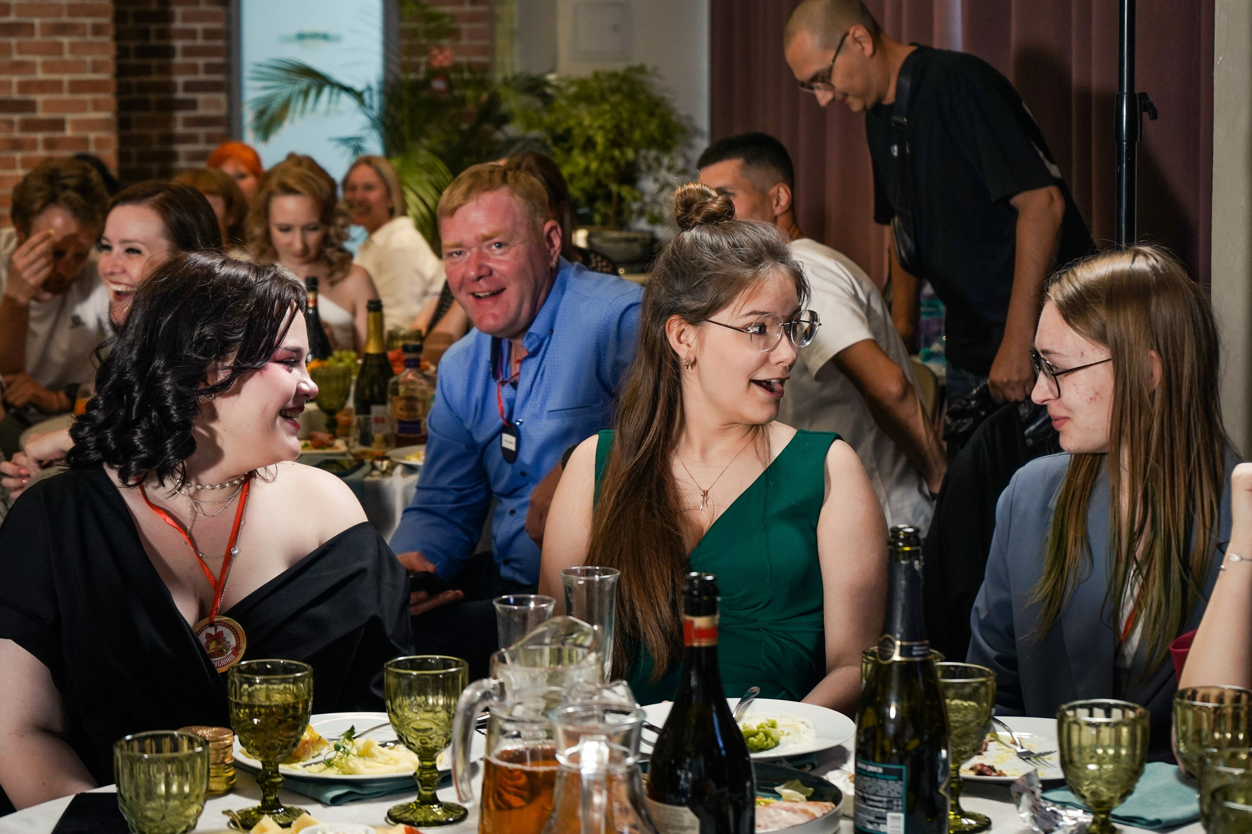 Выпускной вечер, гимназия № 40, 9 класс. Семейный и портретный фотограф в Екатеринбурге Анна Лобанова