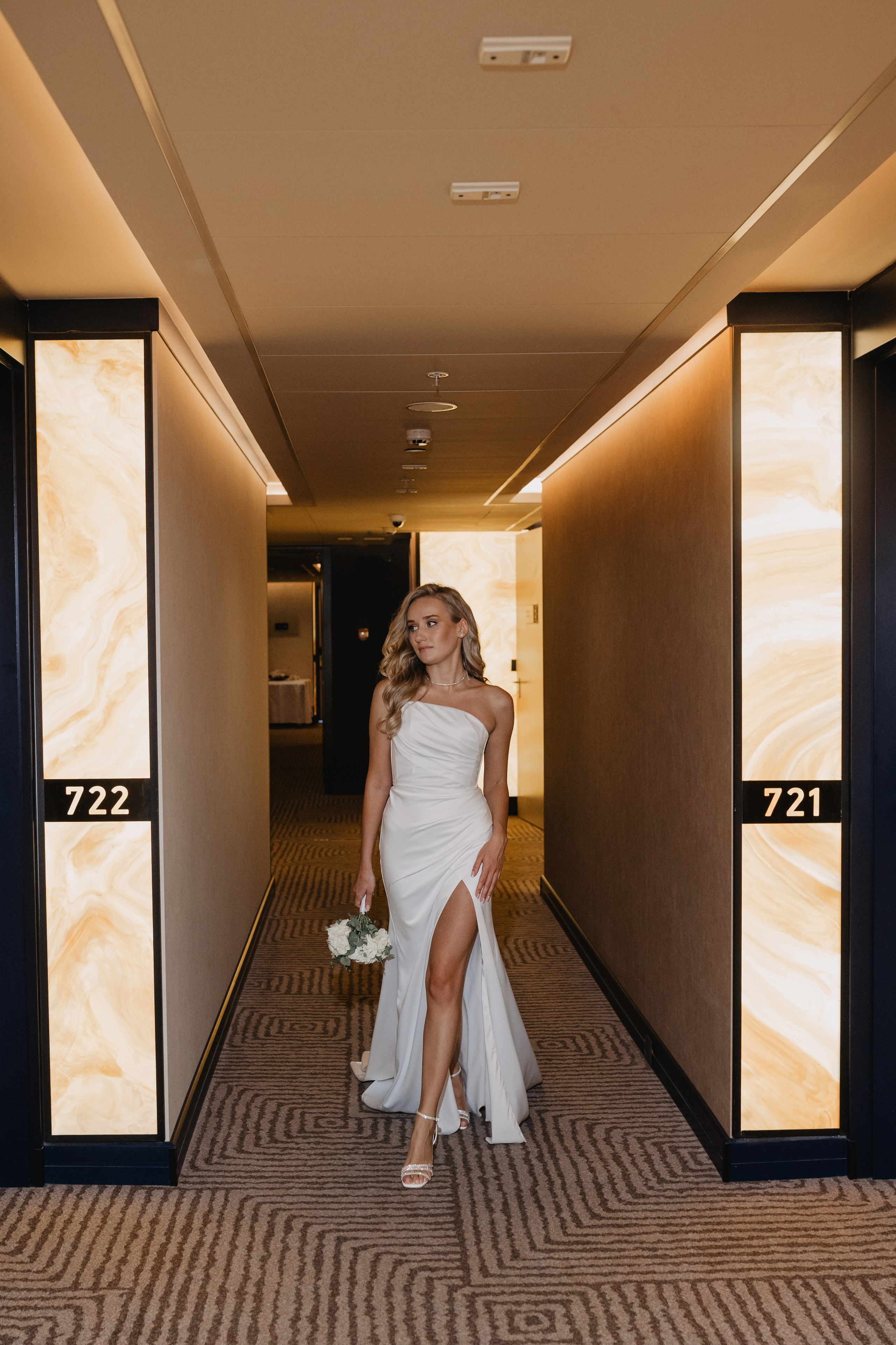 свадебная фотосессия в отеле Marriott Imperial Plaza