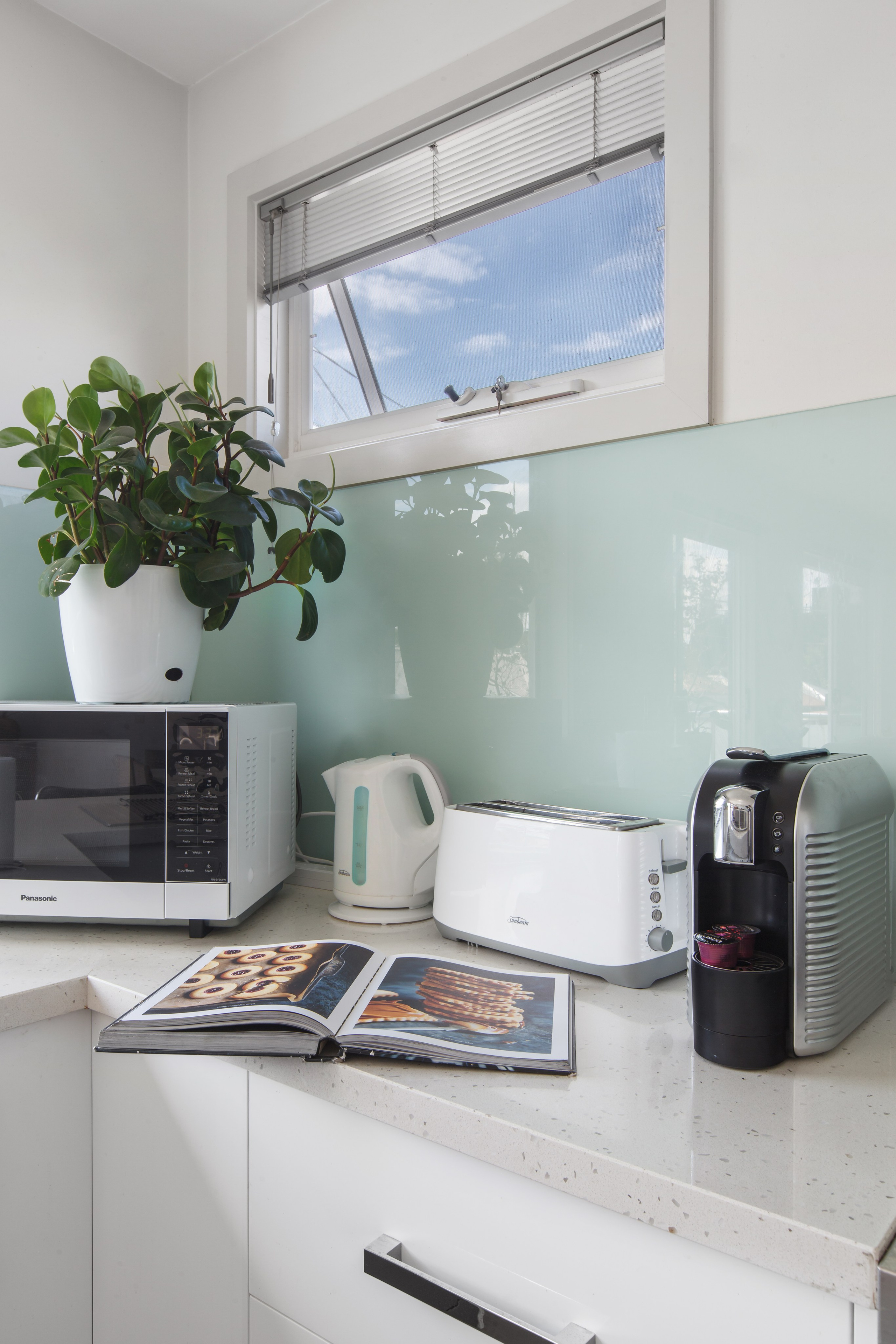 Каталог различных видов профессиональной обработки фотографий | Студия SVITHART