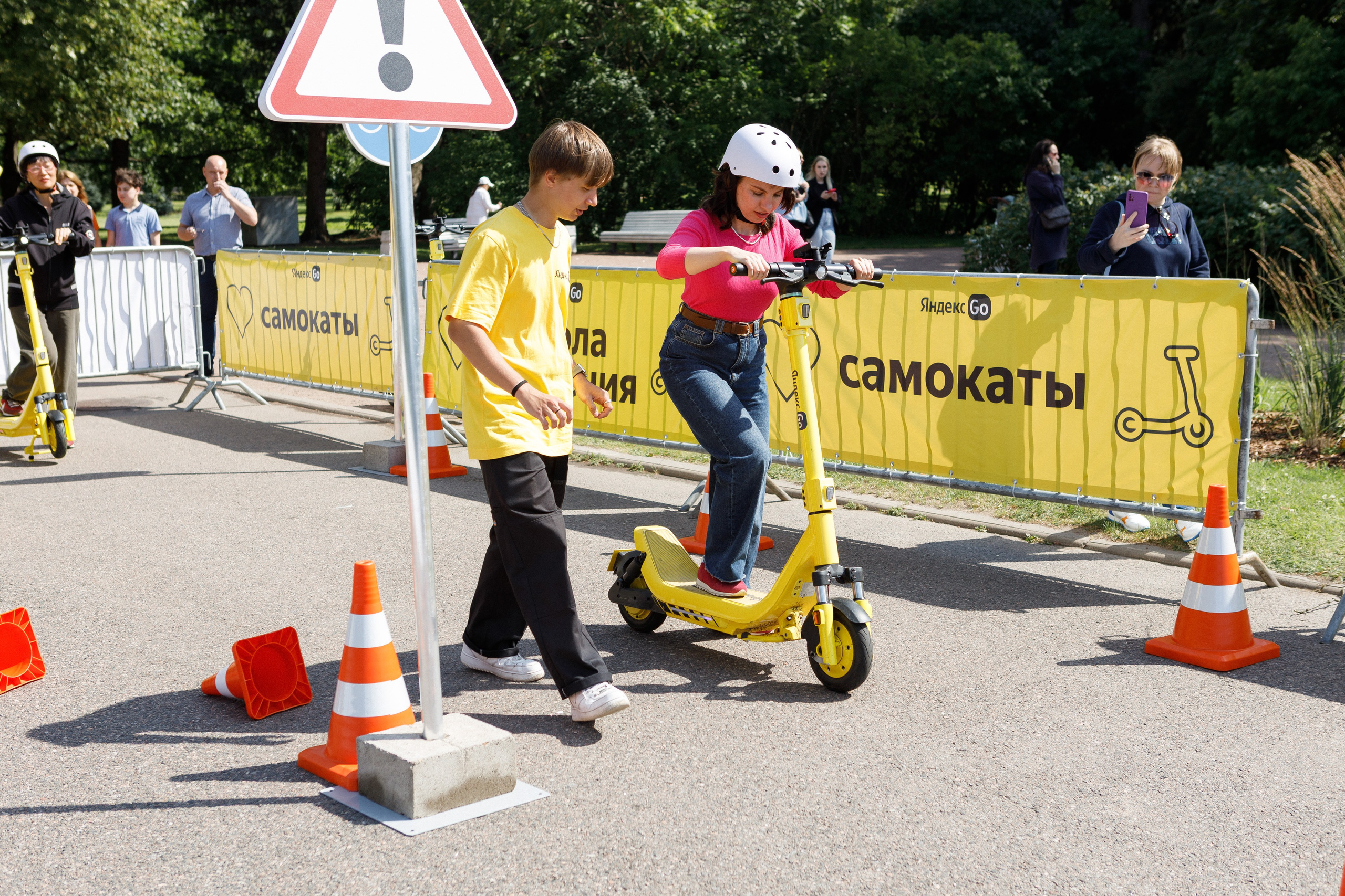 Яндекс Самокат. Свадебный и репортажный фотограф в Санкт-Петербурге Николай Голованов