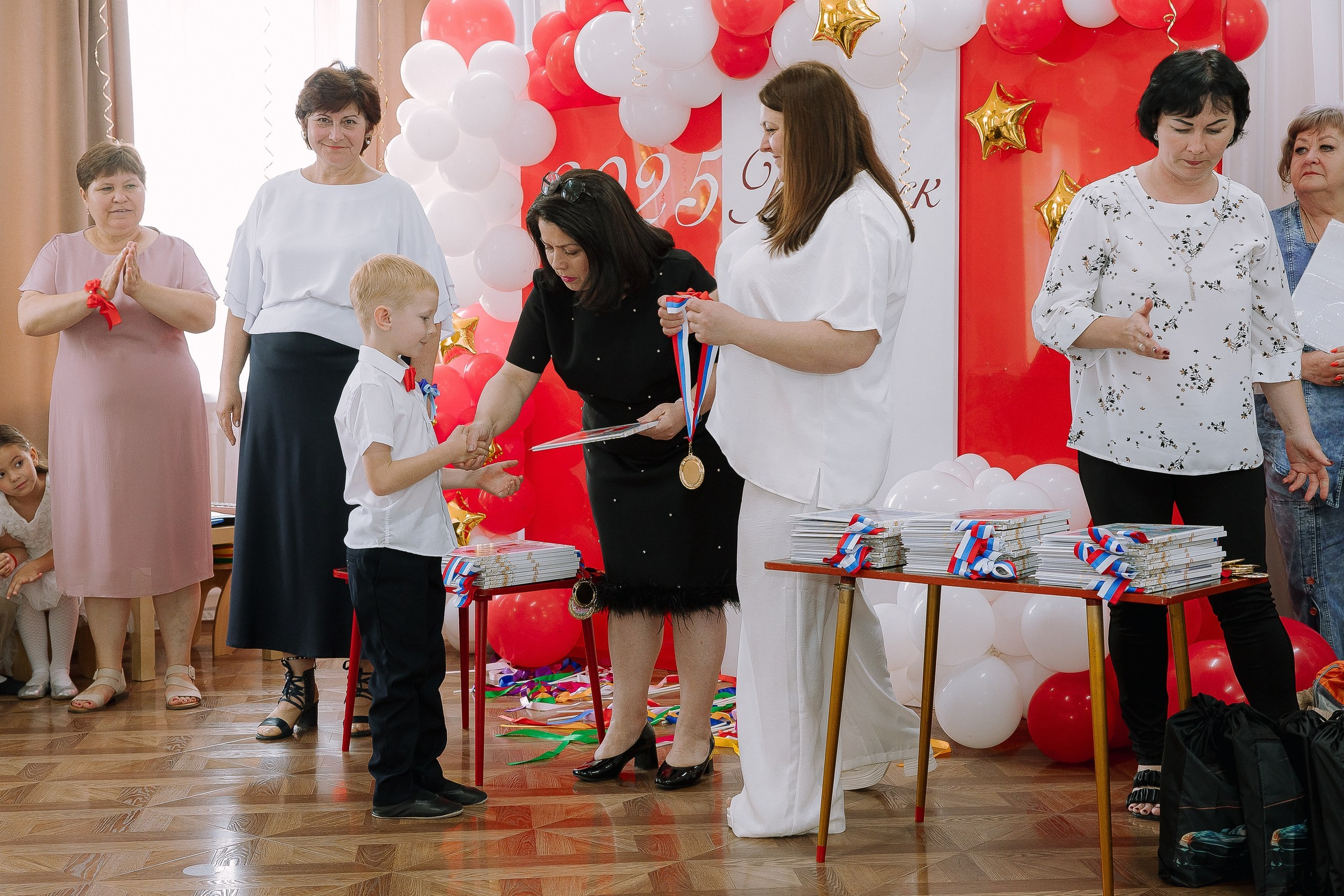 Выпускной в ДС 26. Выпускные альбомы Натальи Бутко: Новороссийск, Анапа, Геленджик