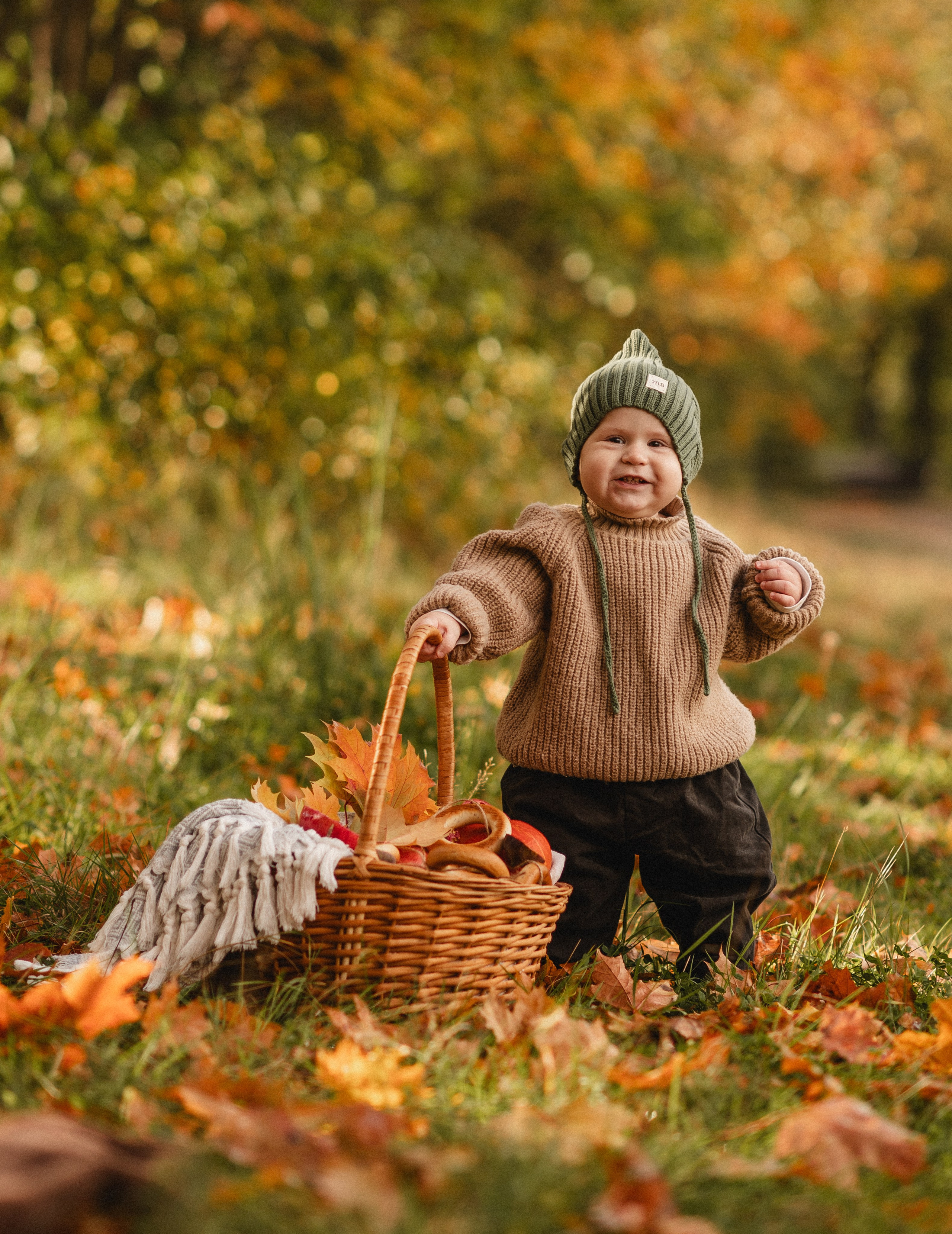 Осенняя фотосессия большой семьи в парке. Семейная фотосессия Бутово Москва фотограф Алина Морщагина