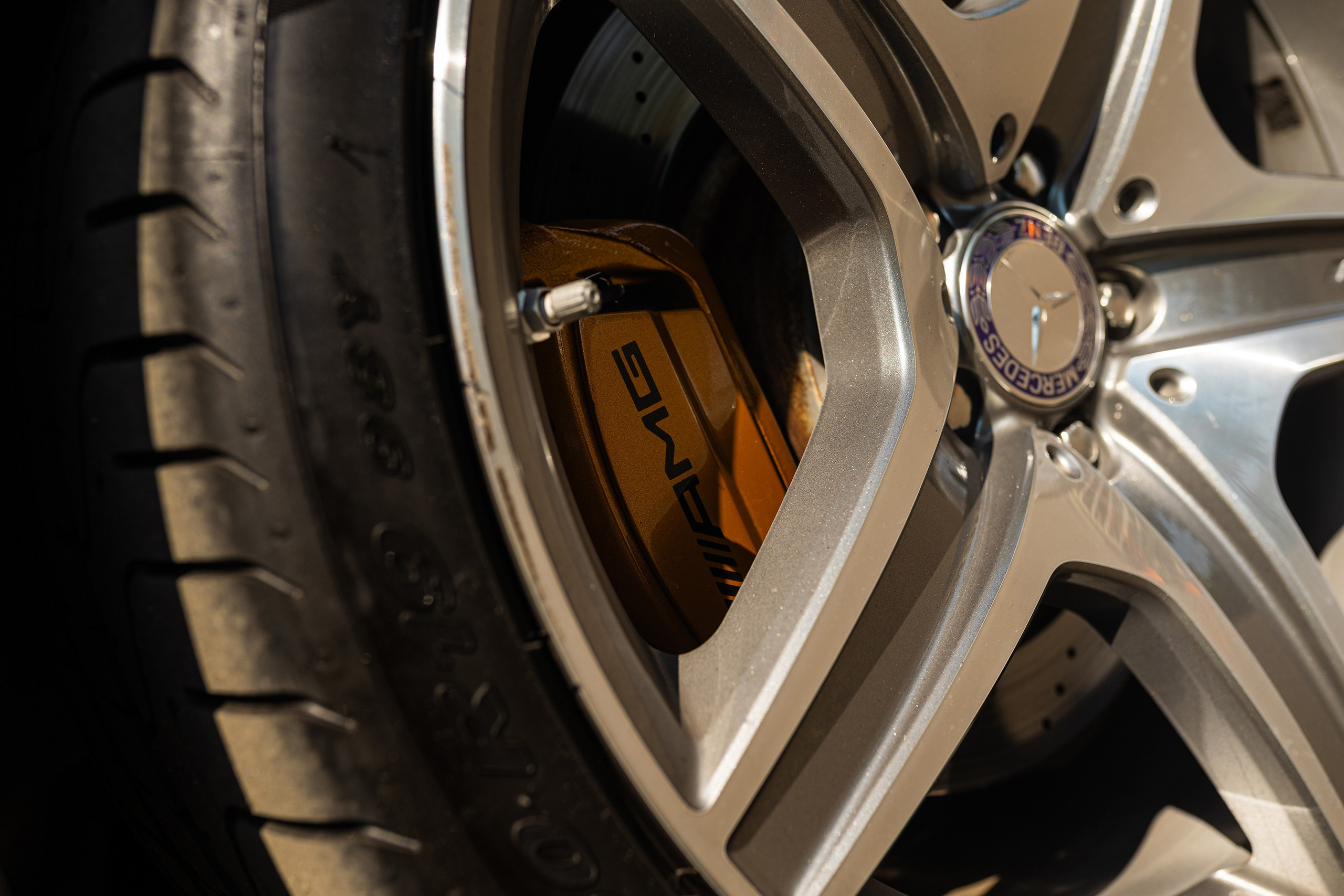 Съёмка автомобилей на продажу. Автомобильный фотограф в Москве | Базилев Александр