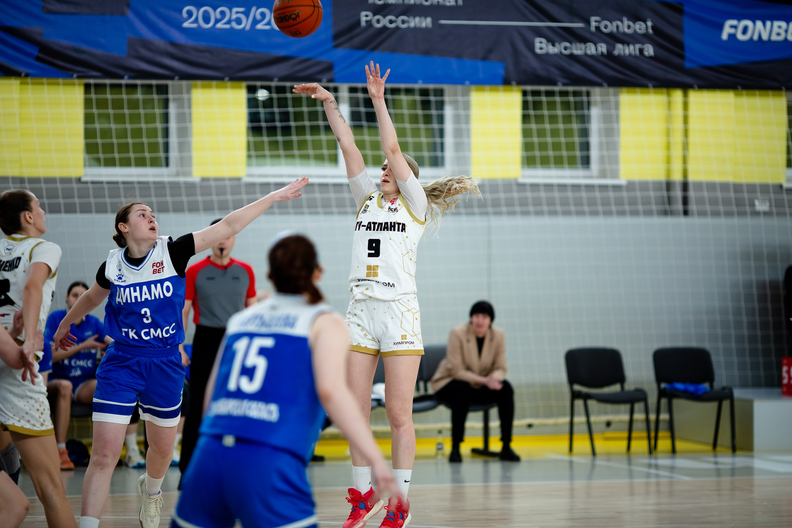 ЧГУ-Атланта — Динамо / 1 игра. Фотография