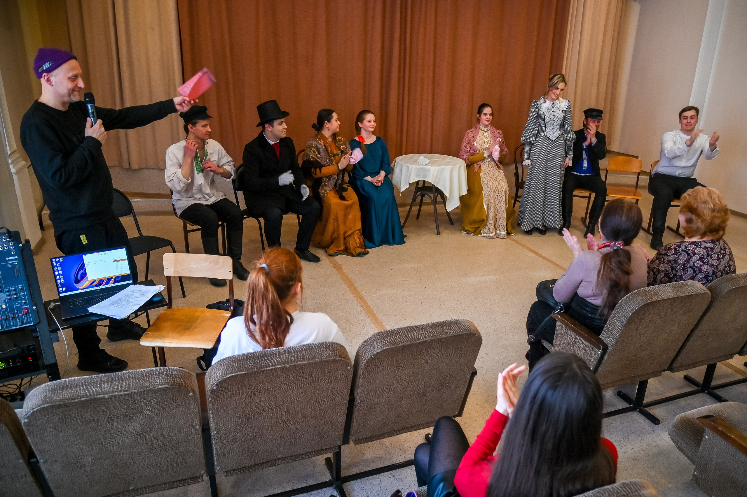 «Женитьба Белугина». Режиссёр Сергей Ермаков. Репортажный профессиональный фотограф-любитель