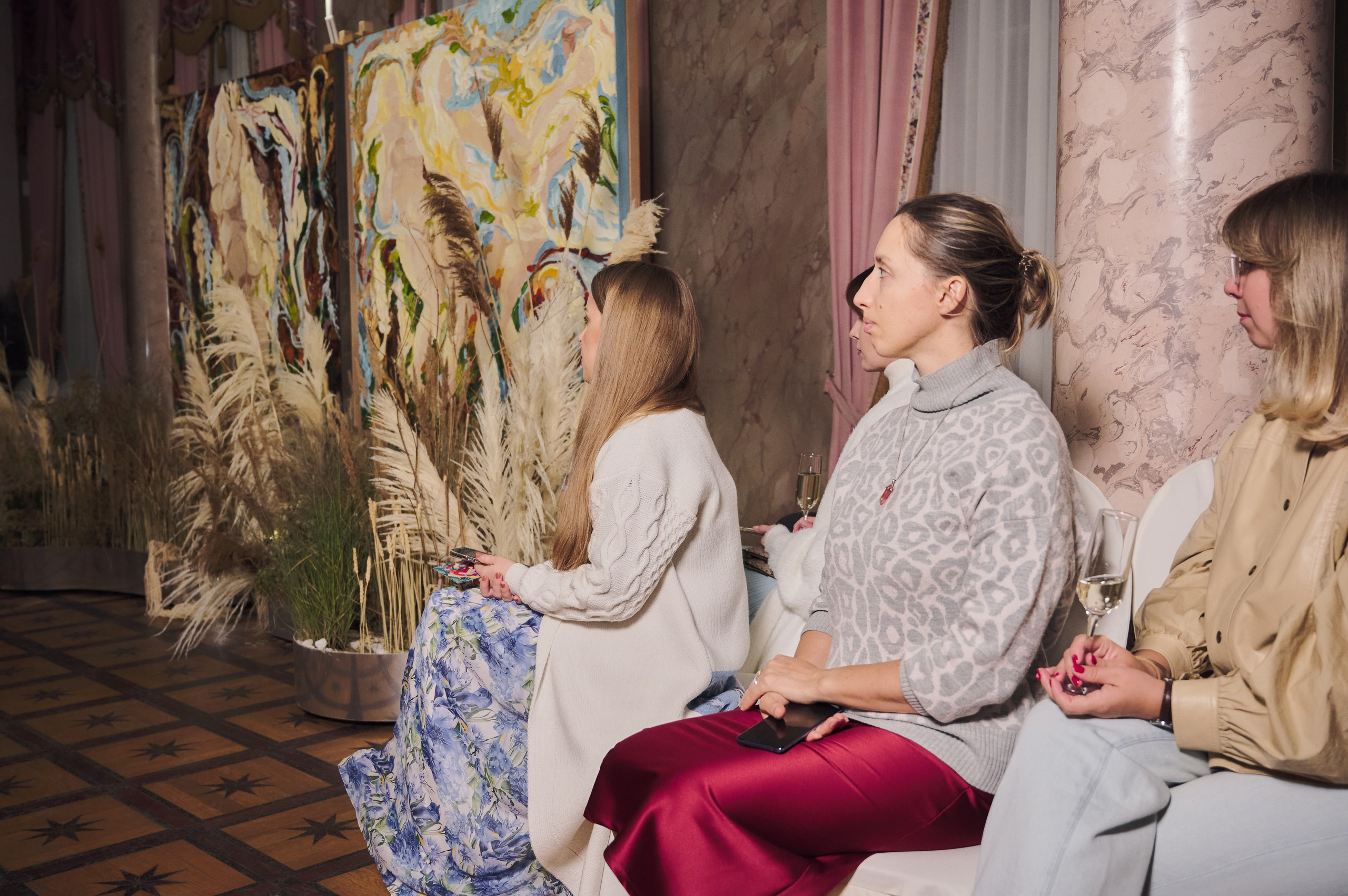 Открытие выставки 13.09.22. Никита Хохловский фото и видео продакшн