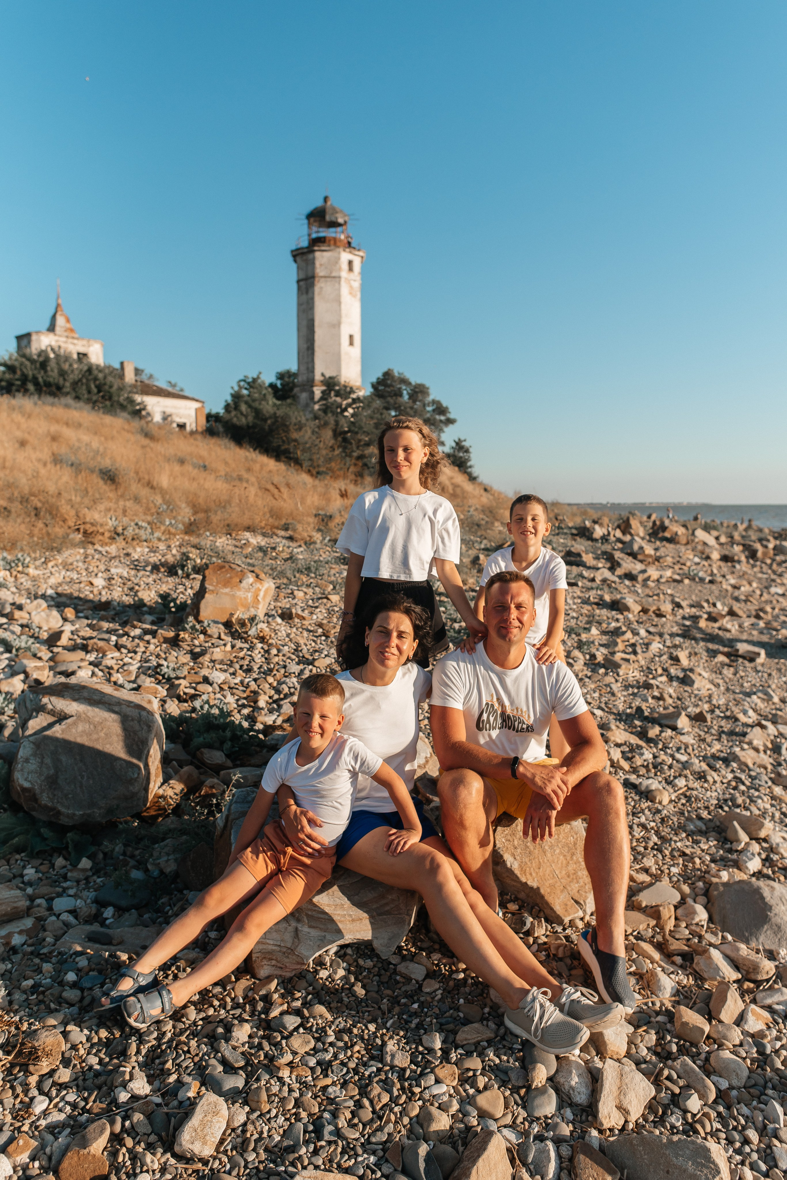 Отпуск на теплом море и маяк. Детский и семейный фотограф выпускной альбом Приморско-Ахтарск