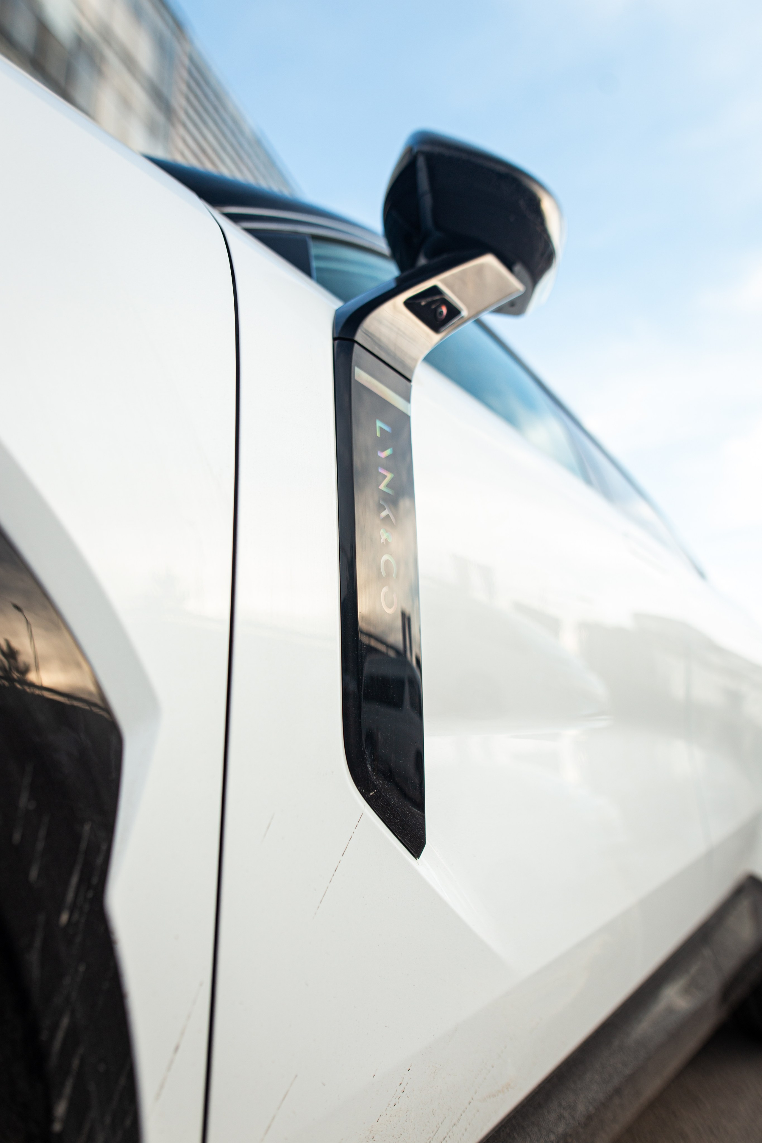 Lynk&Co 08 EM-P. Рекламный и портретный фотограф в Алматы — Серекпаев Танирхан