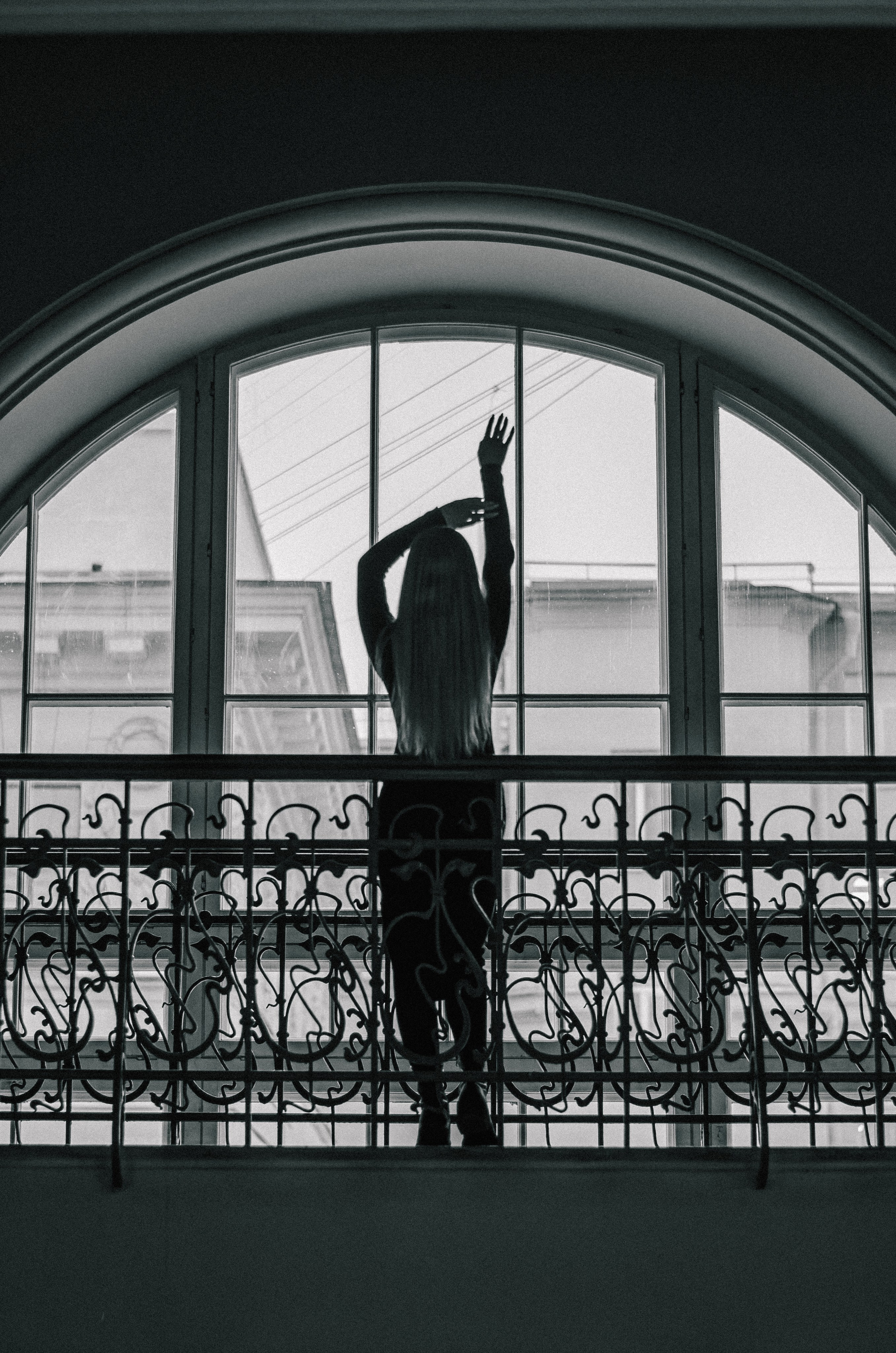 Фотосессия на Витебском вокзале в Питере. Портретный и репортажный фотограф в Санкт-Петербурге