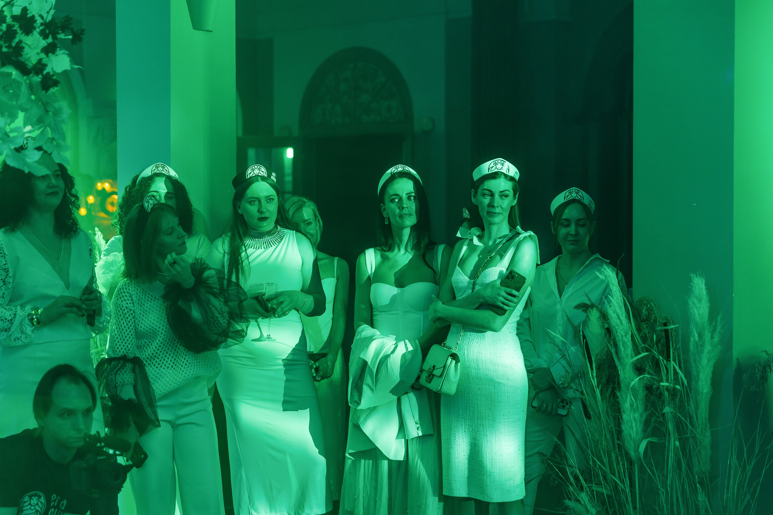 МЕГАДЕВИЧНИК 8 марта. Портфолио свадебного фотографа. Роман Каргаполов