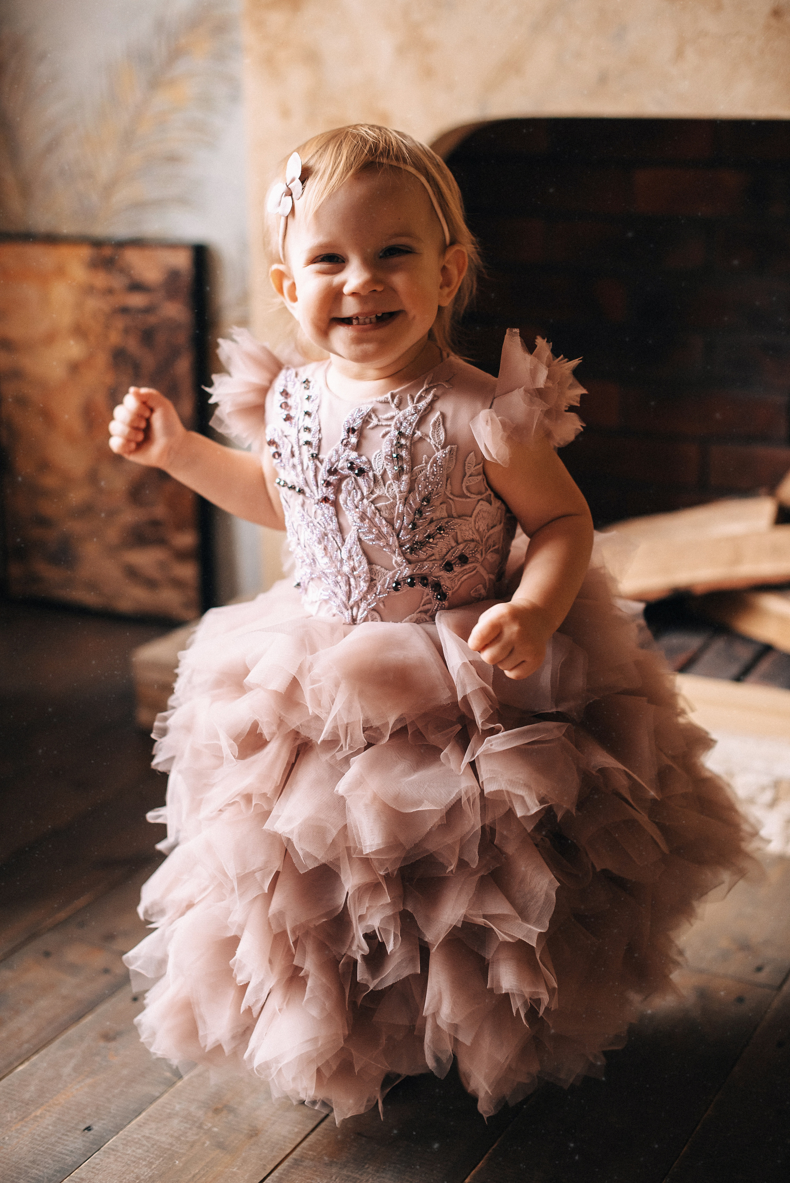 Детское сиреневое платье. Фотостудия «Балкон» — аренда фотостудии в Пензе