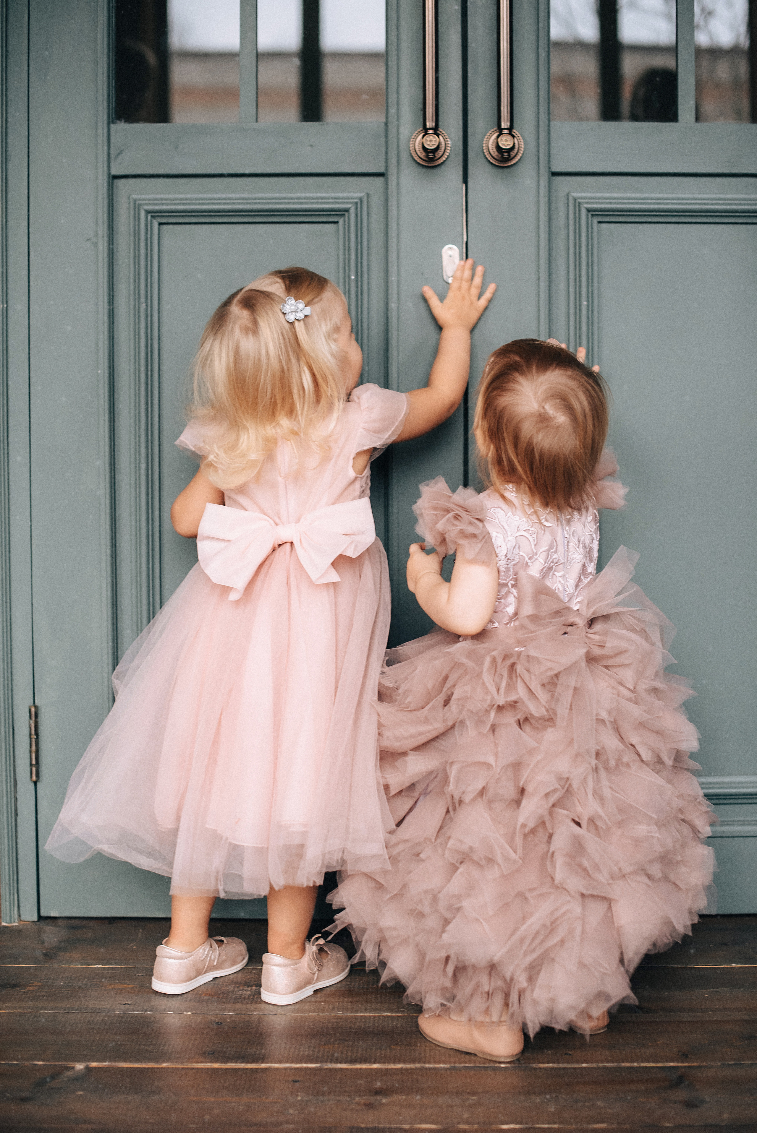 Детское сиреневое платье. Фотостудия «Балкон» — аренда фотостудии в Пензе