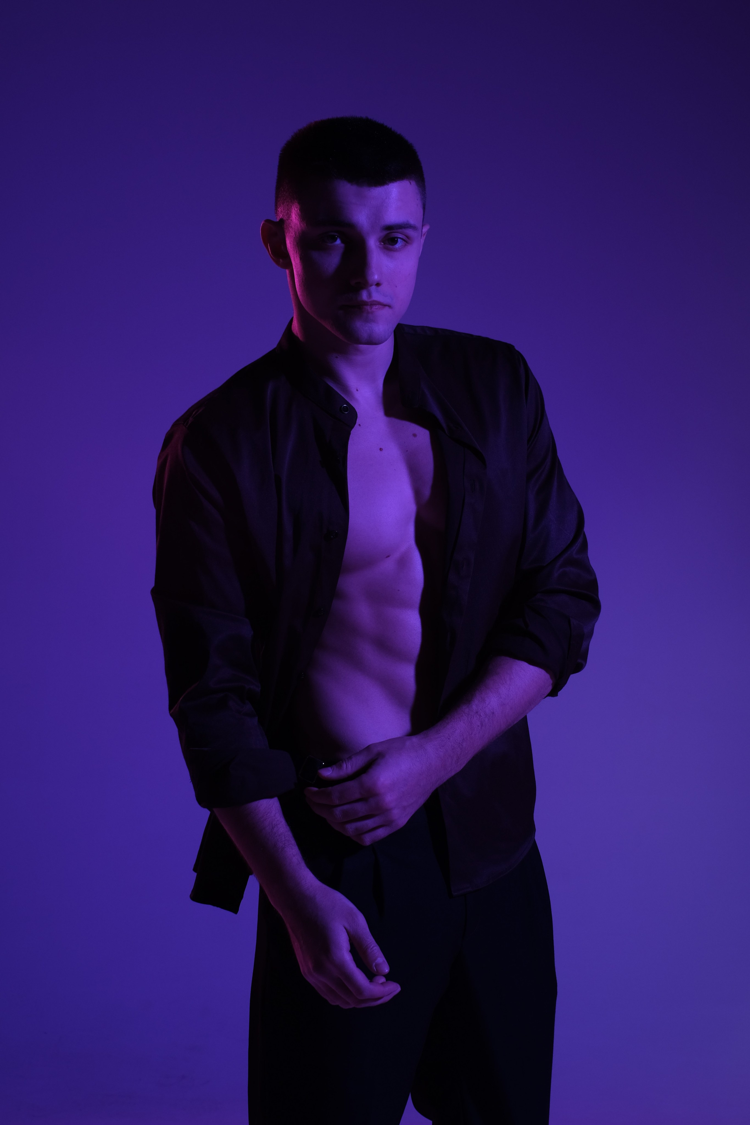 Мужской портрет. Алексей. Локация: WoodStudios. Фотограф Наталия Стромцова │Москва