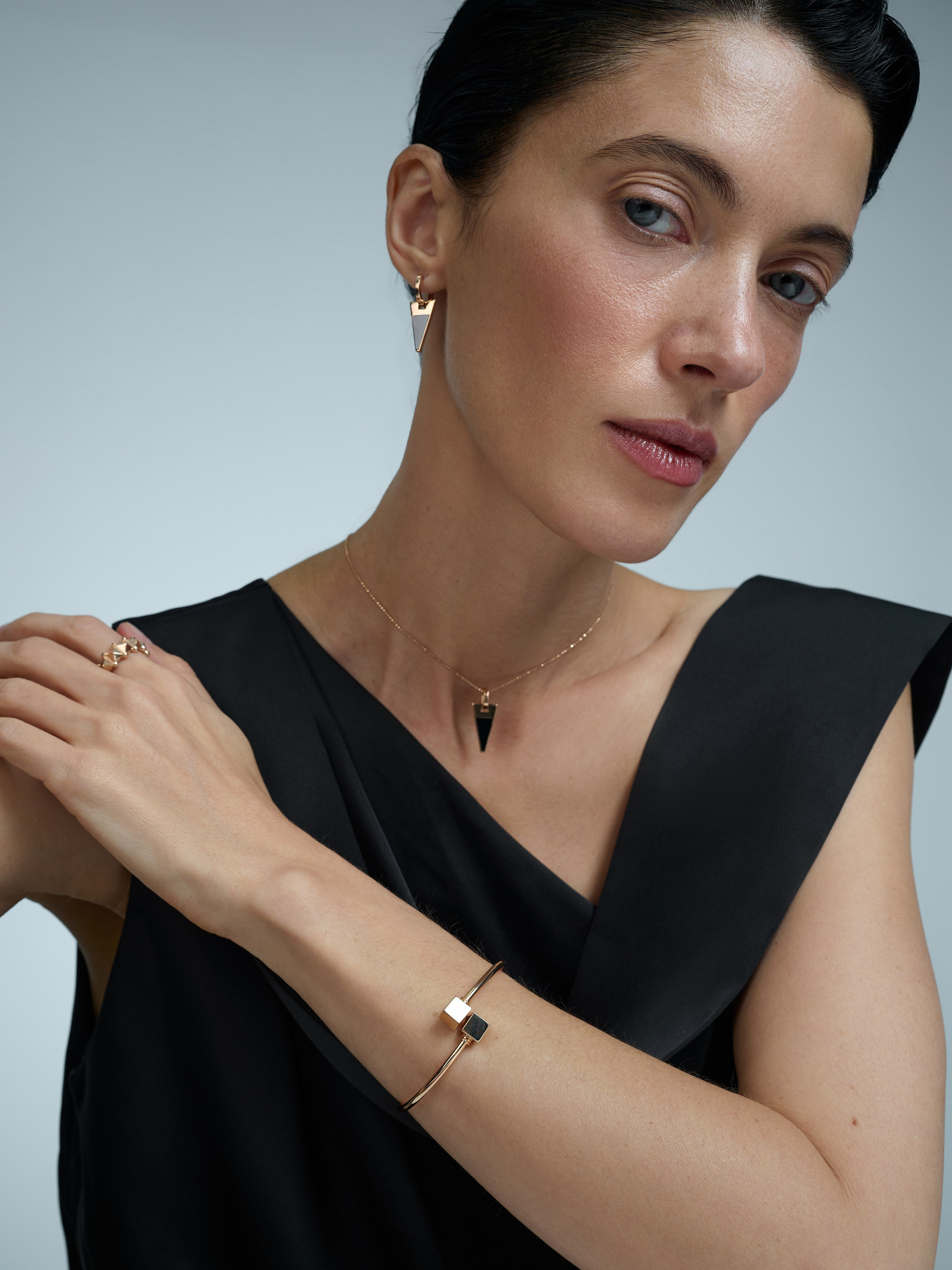 Каталог для бренда AllTime. Фотограф для брендов в Москве Ксения Чупрунова