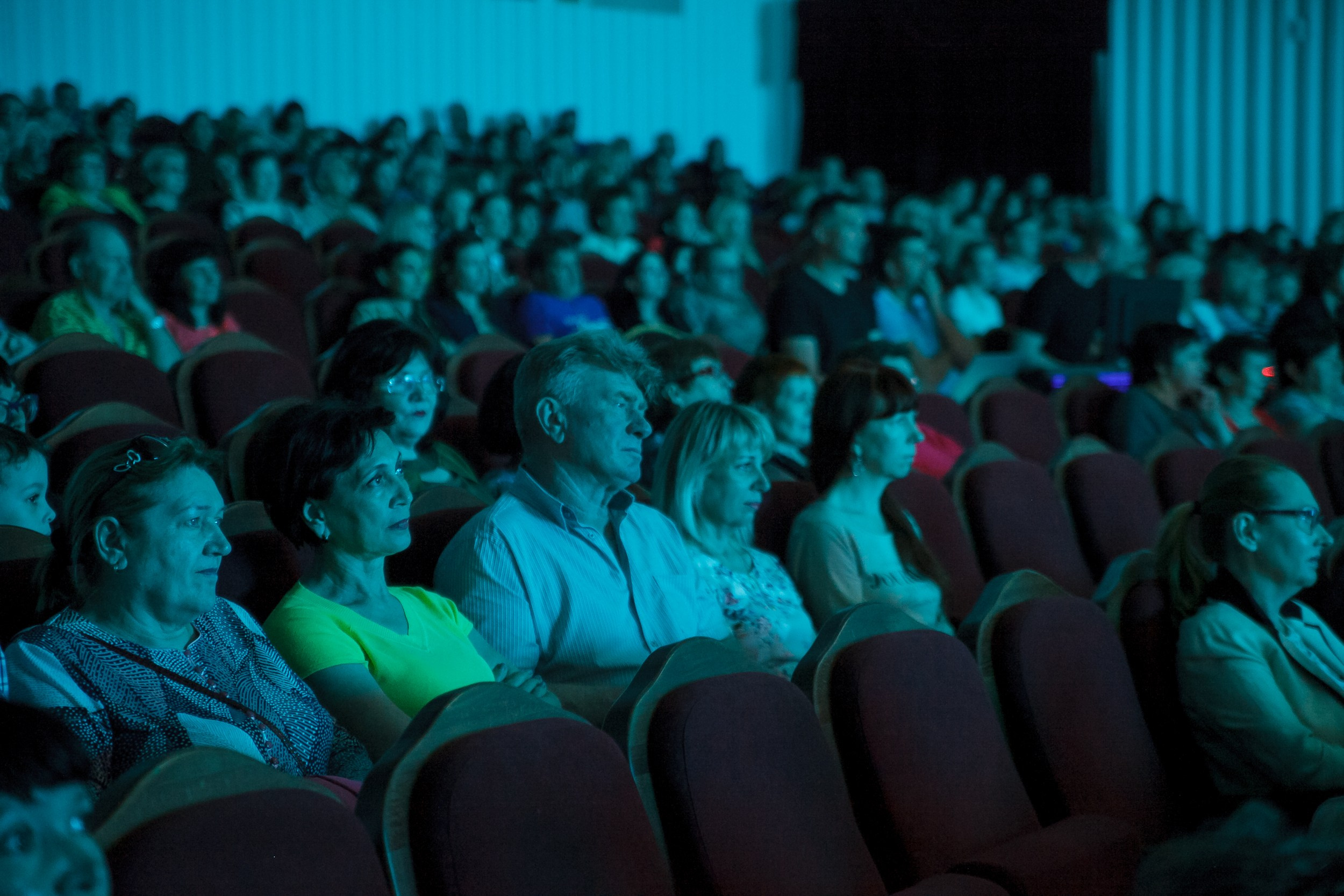 ЦКЗ перезагрузка ХХ века. Свадебный и детский фотограф в Волгограде Слава Белов