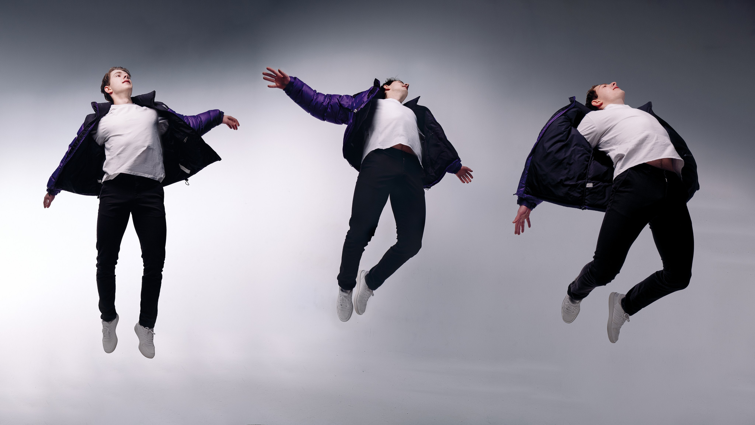 Я  фотограф. Работаю в городе Москва,