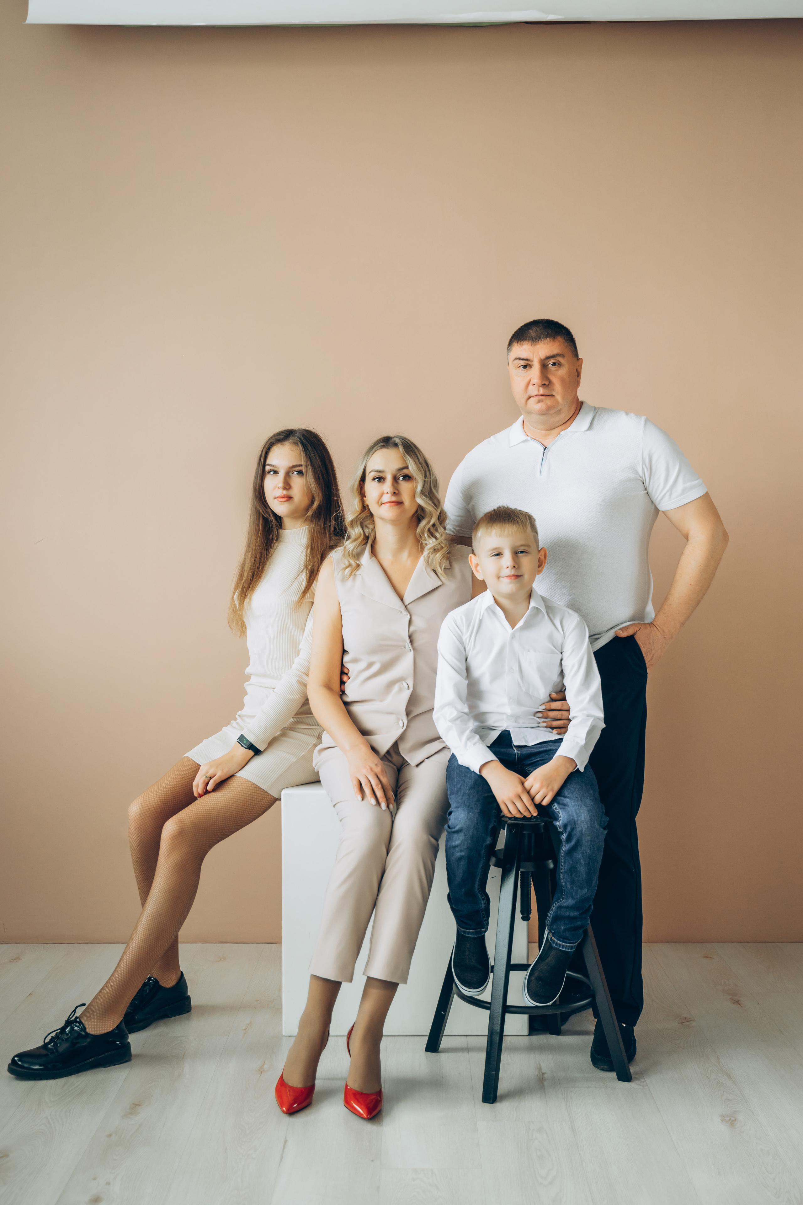 Семья. Моменты и истории о вас настоящих