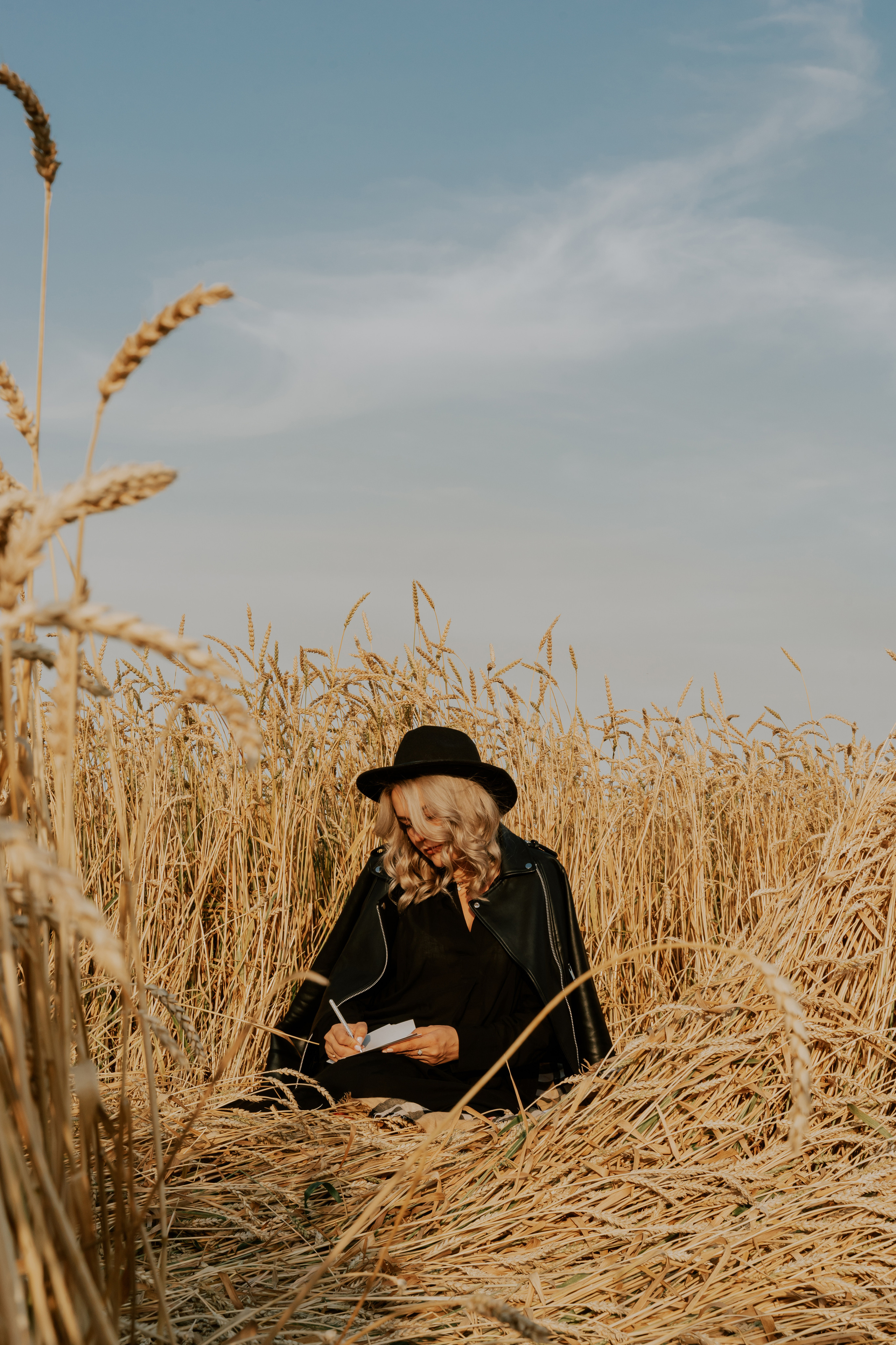 Nadya. Моменты и истории о вас настоящих