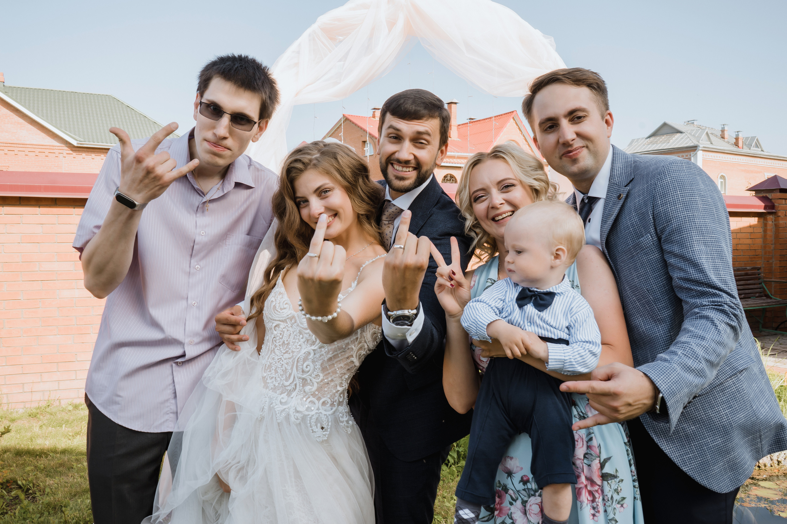 Настя + Саша. Моменты и истории о вас настоящих