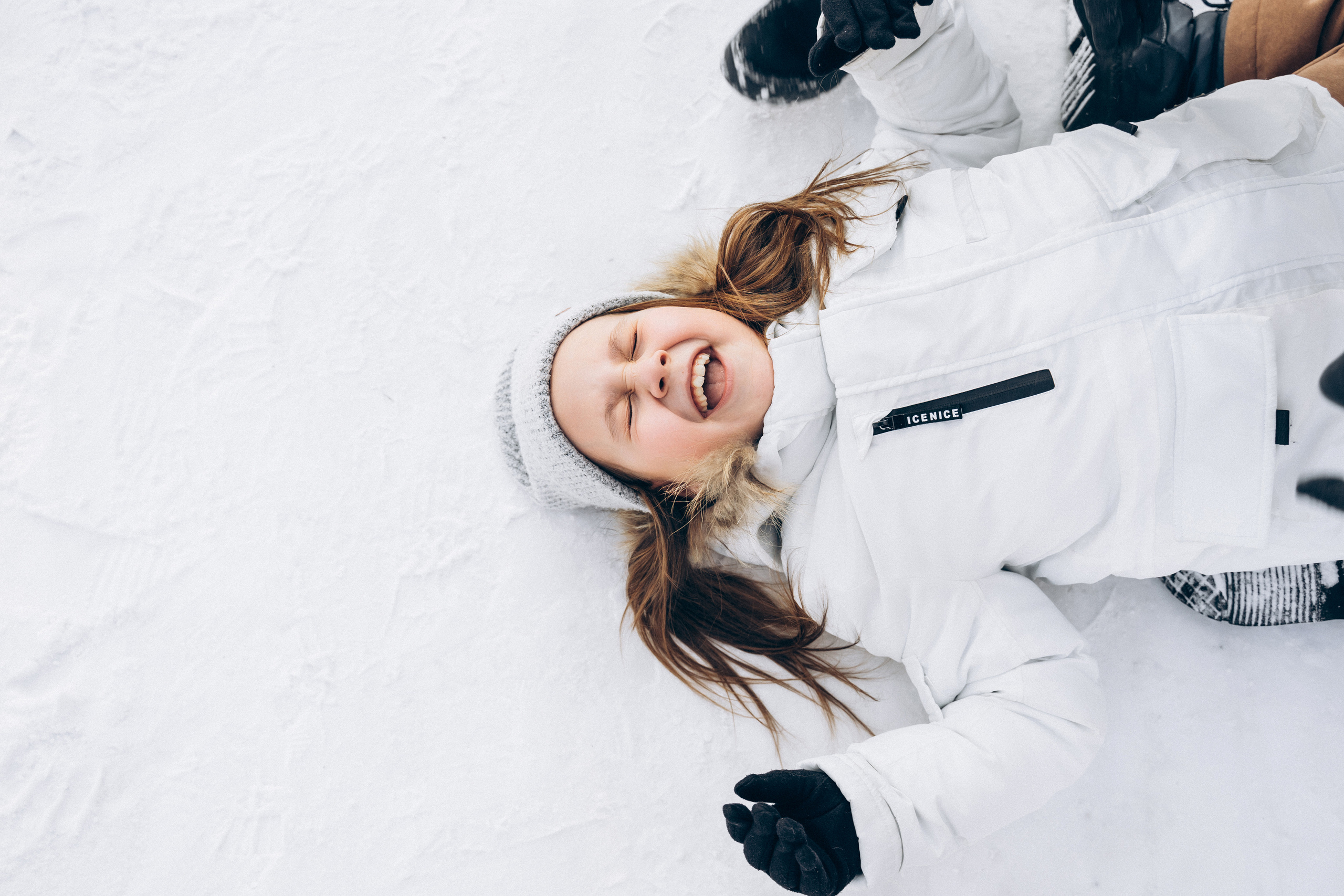 Одним зимним днём. Моменты и истории о вас настоящих