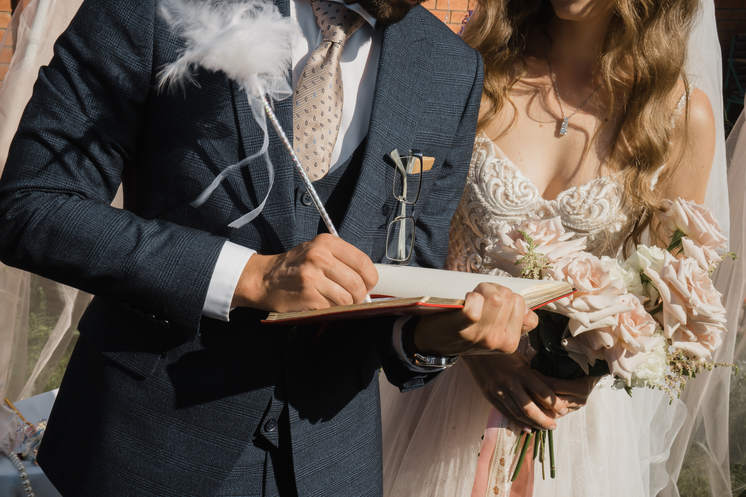 Настя + Саша. Моменты и истории о вас настоящих