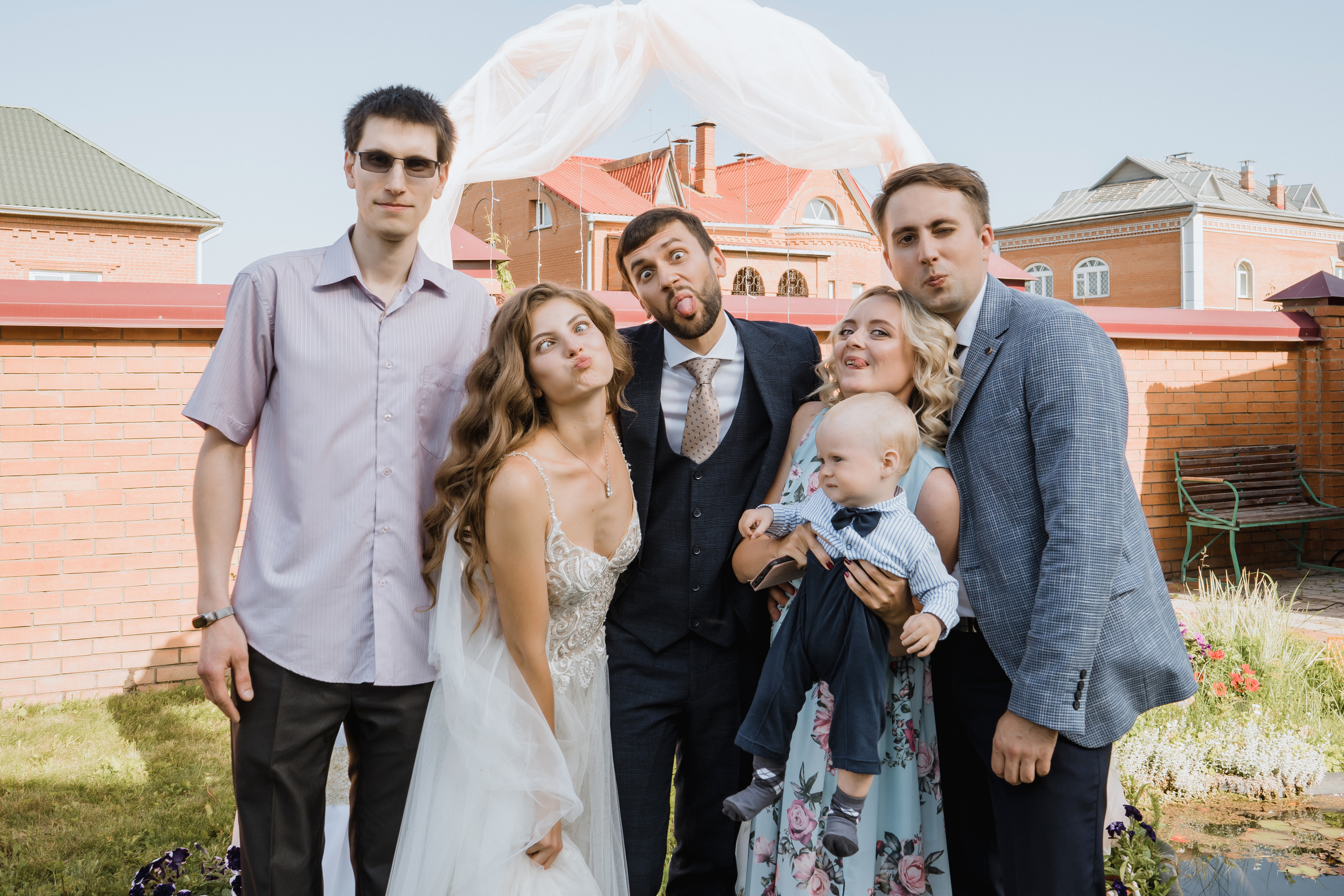 Настя + Саша. Моменты и истории о вас настоящих