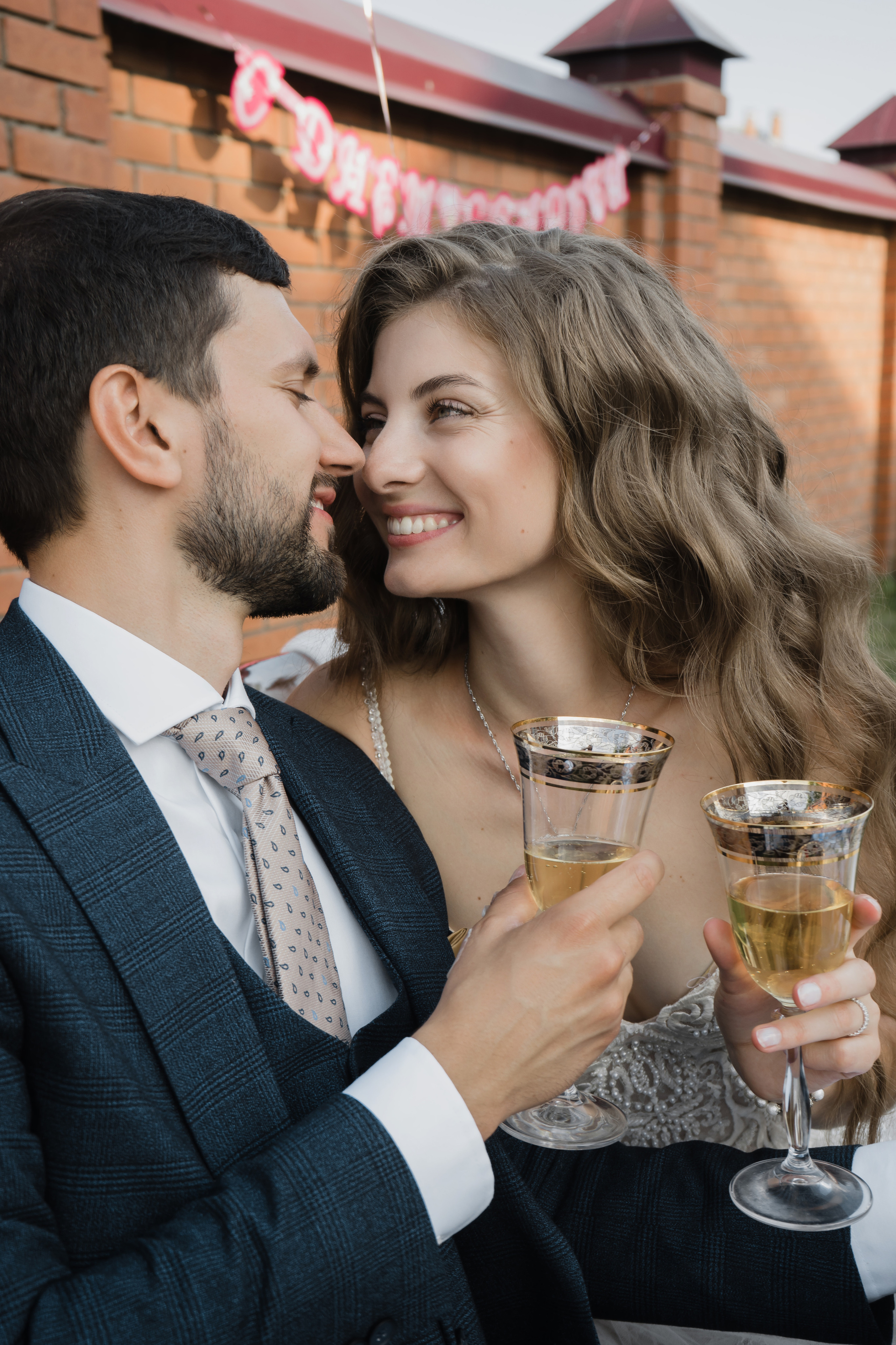 Настя + Саша. Моменты и истории о вас настоящих