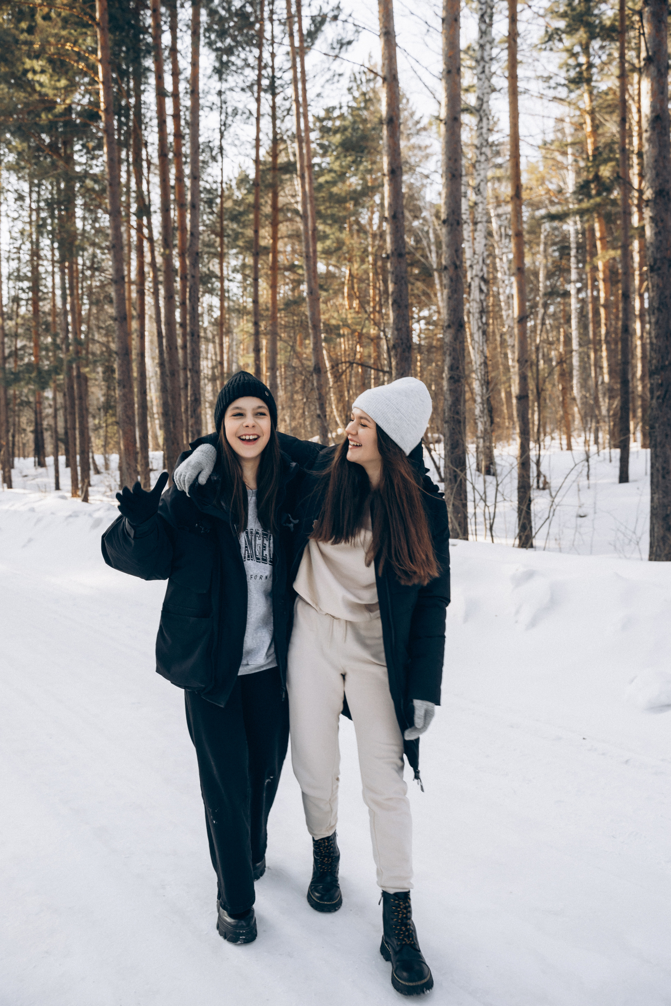 Одним зимним днём. Моменты и истории о вас настоящих