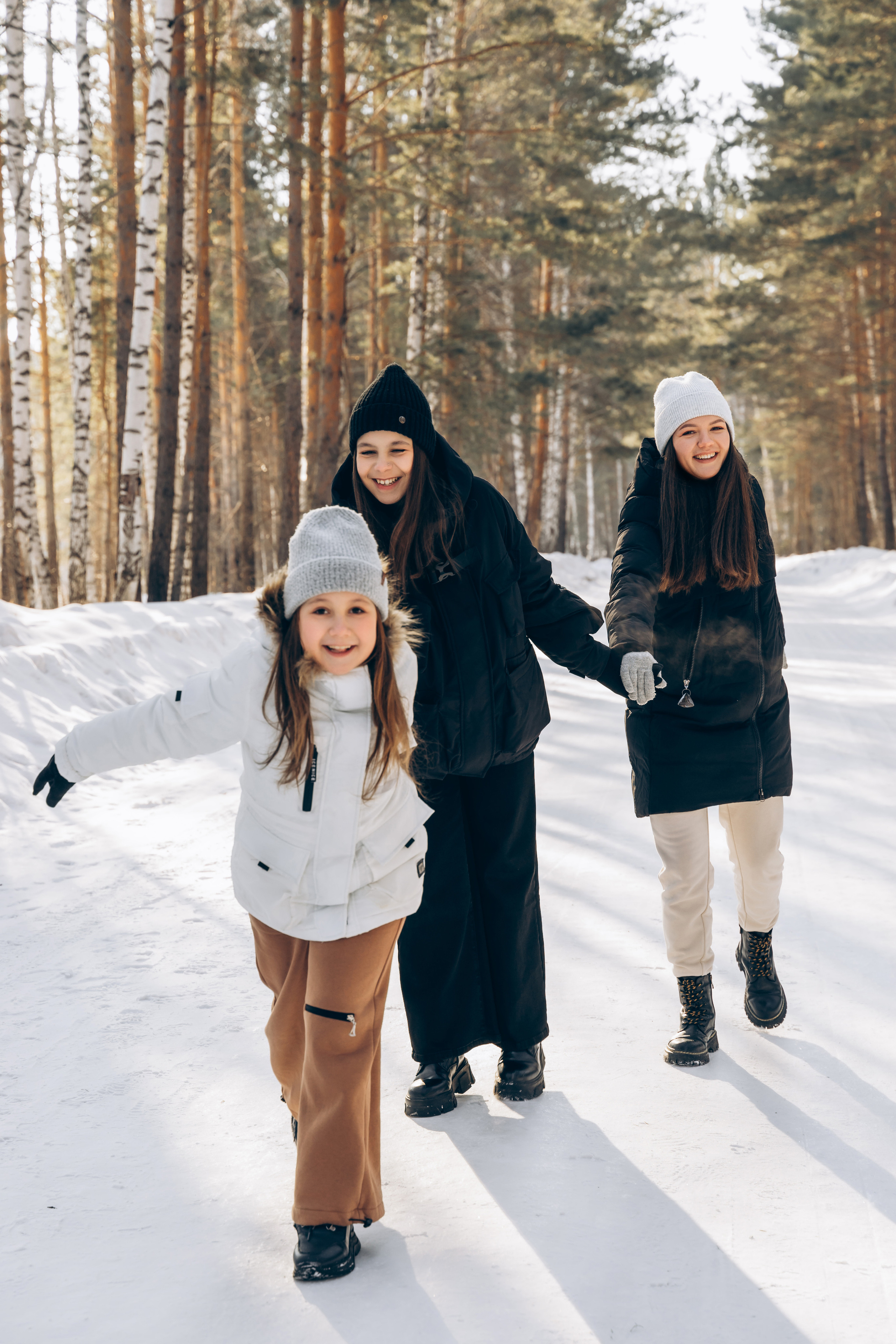 Одним зимним днём. Моменты и истории о вас настоящих