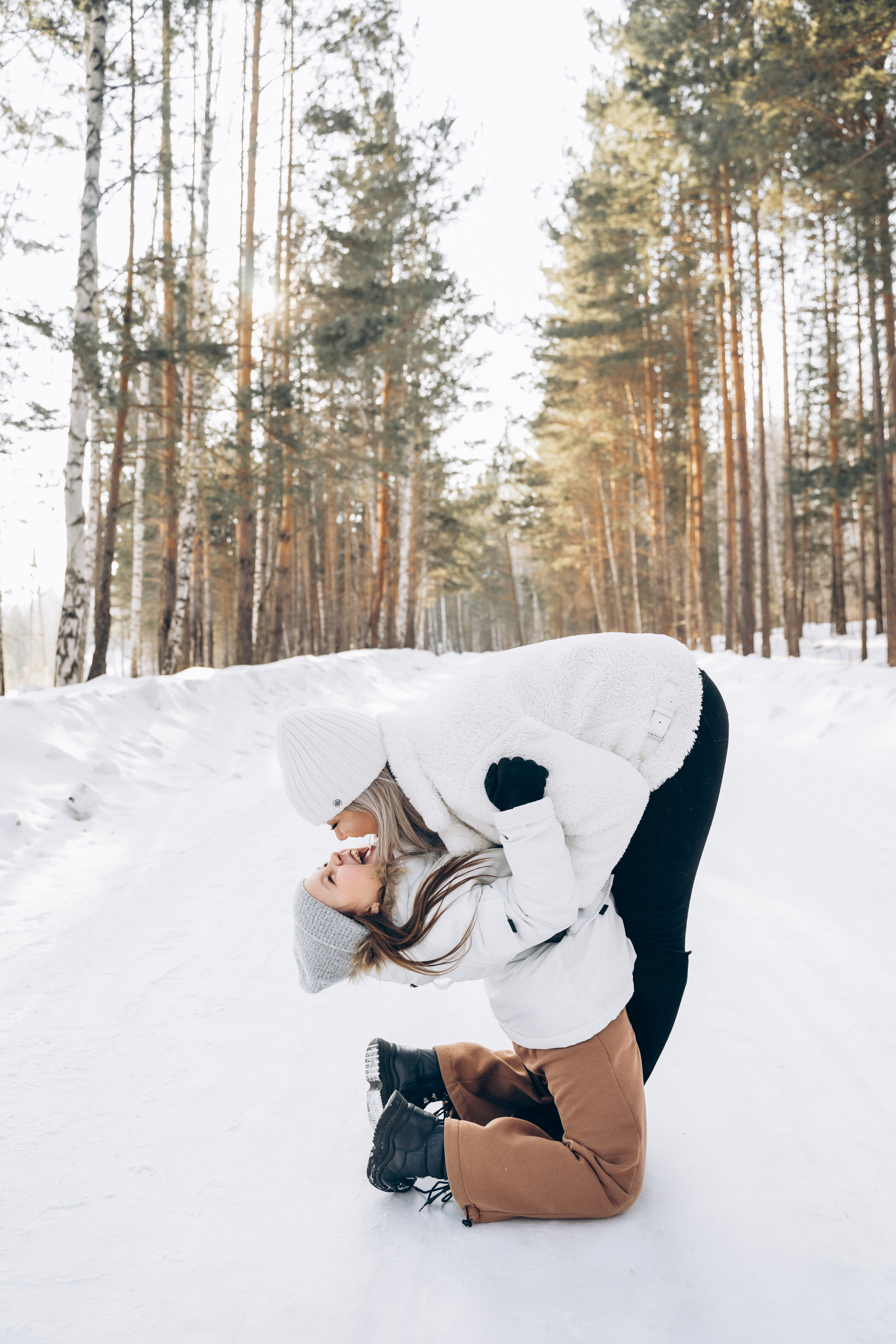 Одним зимним днём. Моменты и истории о вас настоящих
