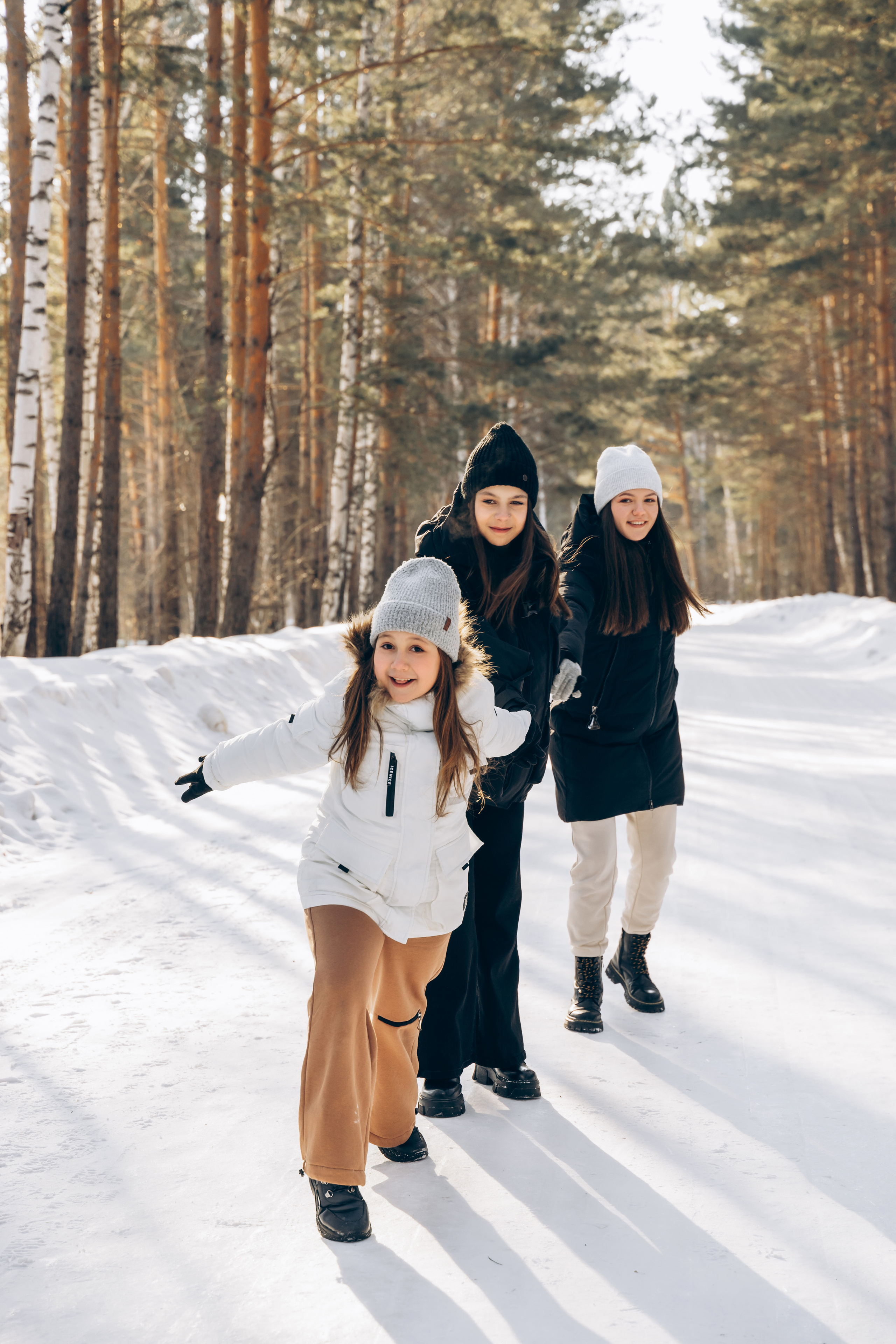 Одним зимним днём. Моменты и истории о вас настоящих