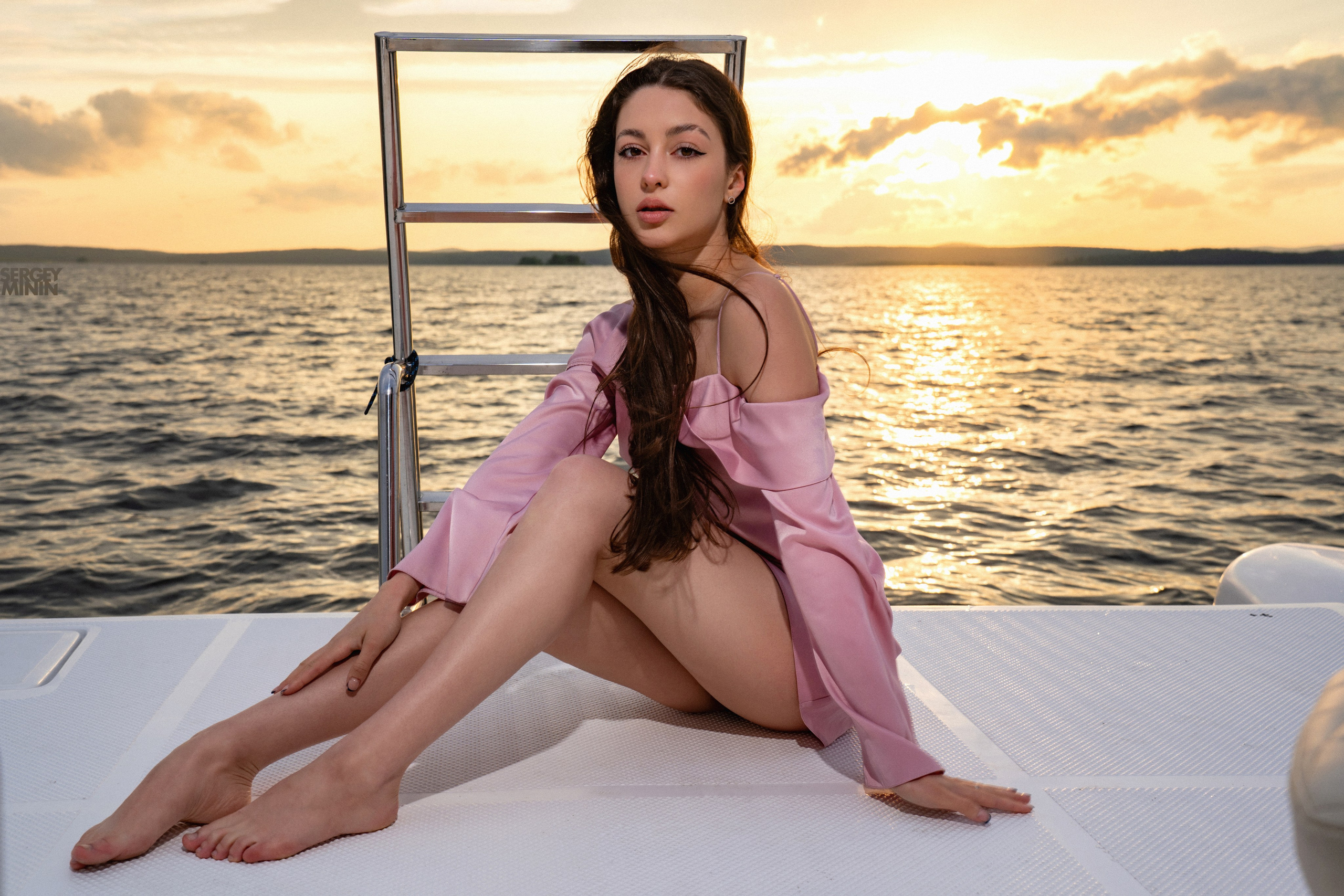 Фотосессии на яхте в Екатеринбурге. Студийный и Рекламный Фотограф в Екатеринбурге Сергей Минин