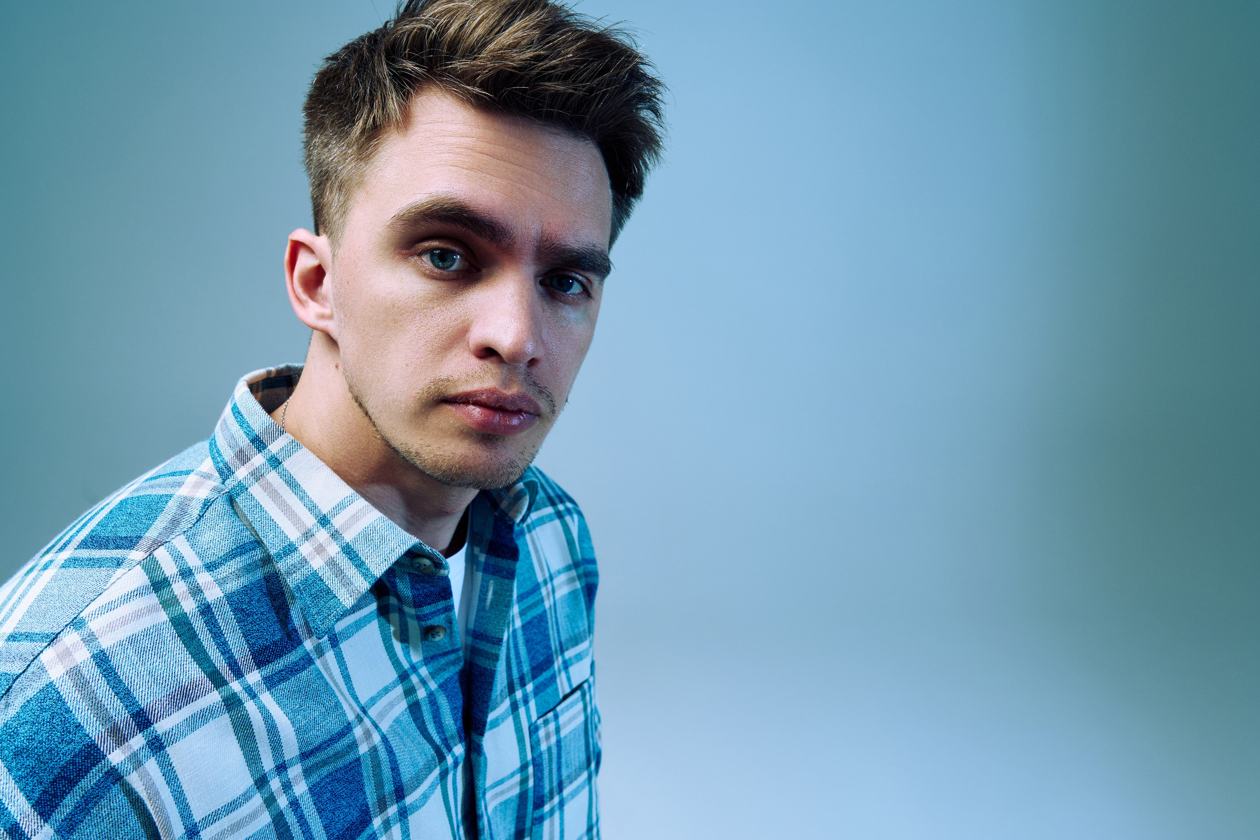 Студийная для бренда. Иван Упоров — фотограф, рилсмейкер чебоксары