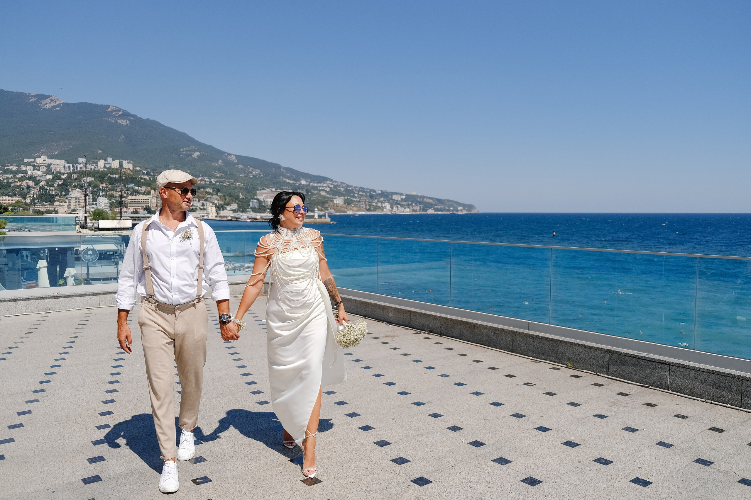 А+Е (Ялта). Профессиональная фотосъемка в Крыму. Натуральные эмоции и живые кадры. Забронируйте дату прямо сейчас!