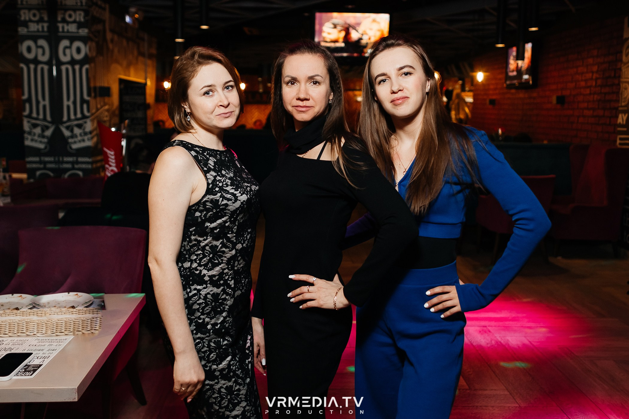 Международный женский день в ресторане «Friday»