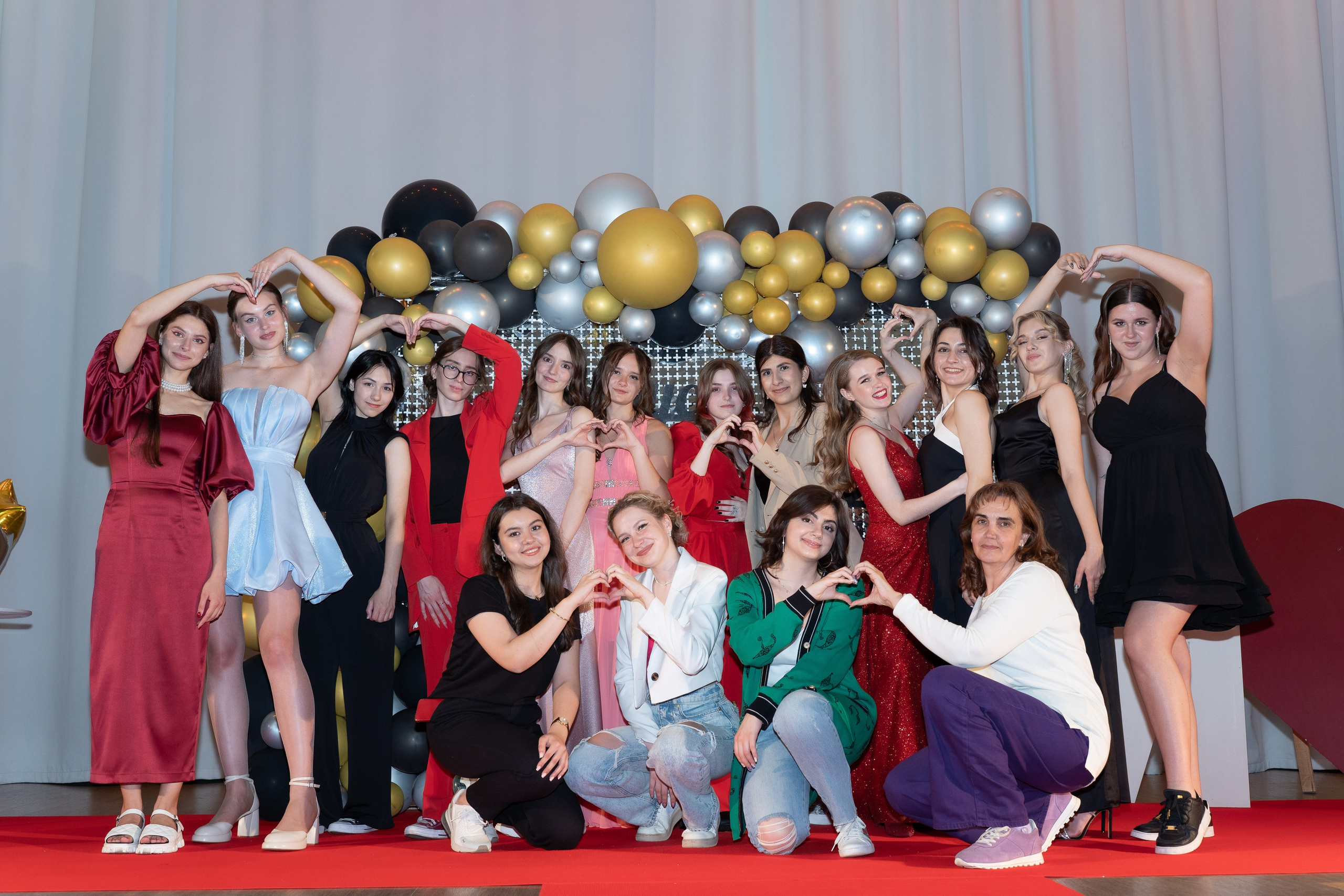 Выпускной школа. Семейный и контент фотограф в Москве Алёна Сливка