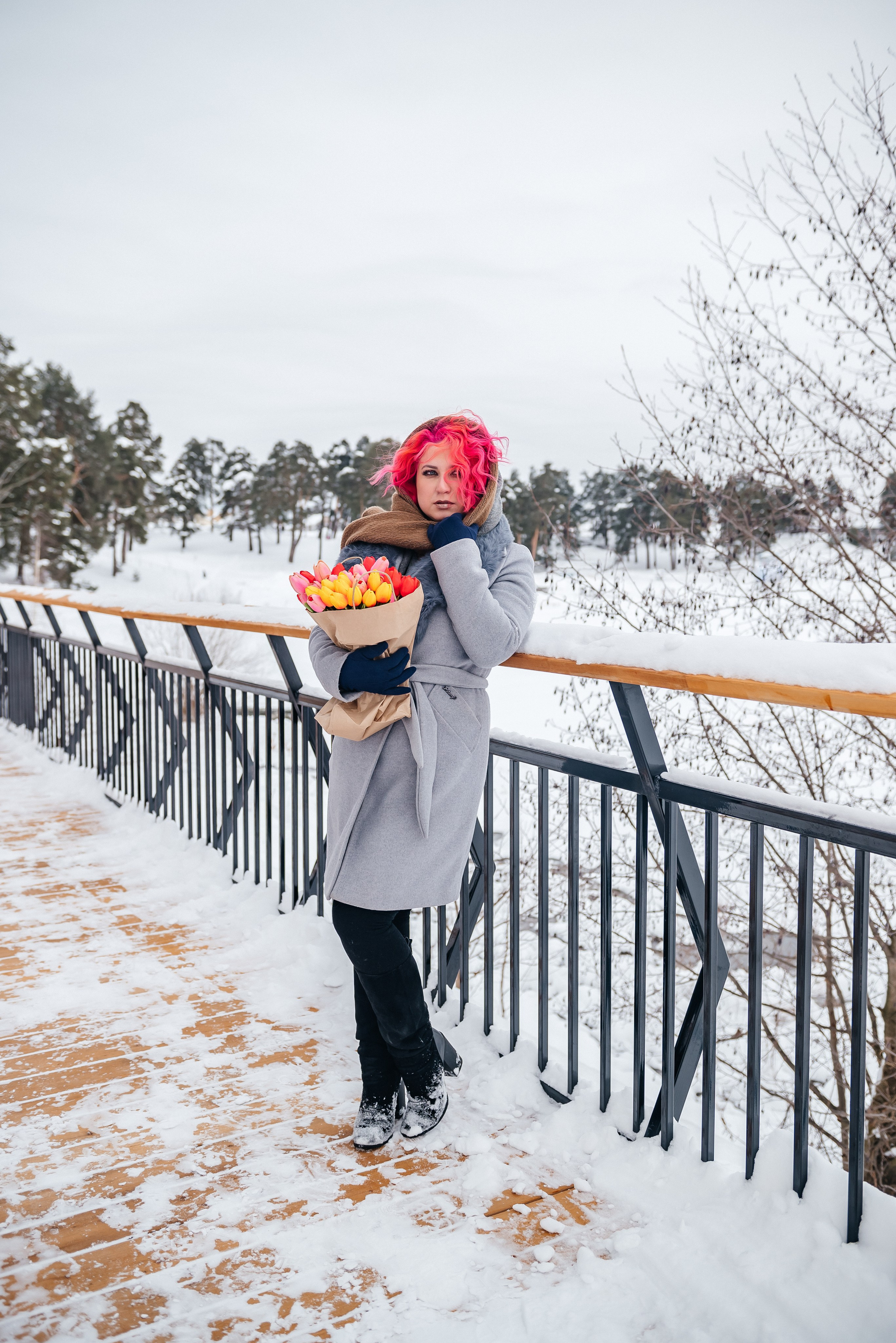 Света и тюльпаны. Свадебный и семейный фотограф в Дзержинске Екатерина Шулакова